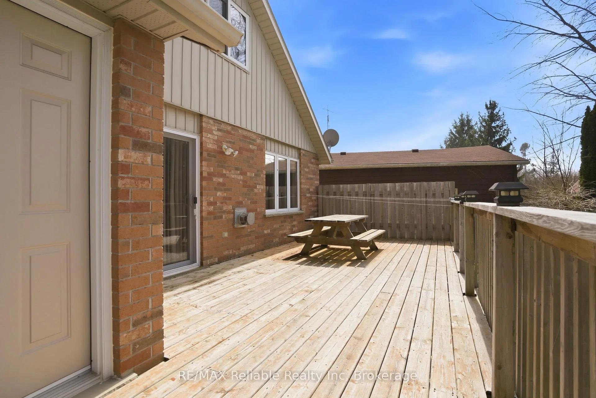 Photo 31 of 13 Ducharme Crescent, Bluewater, Bayfield — HOMEH
