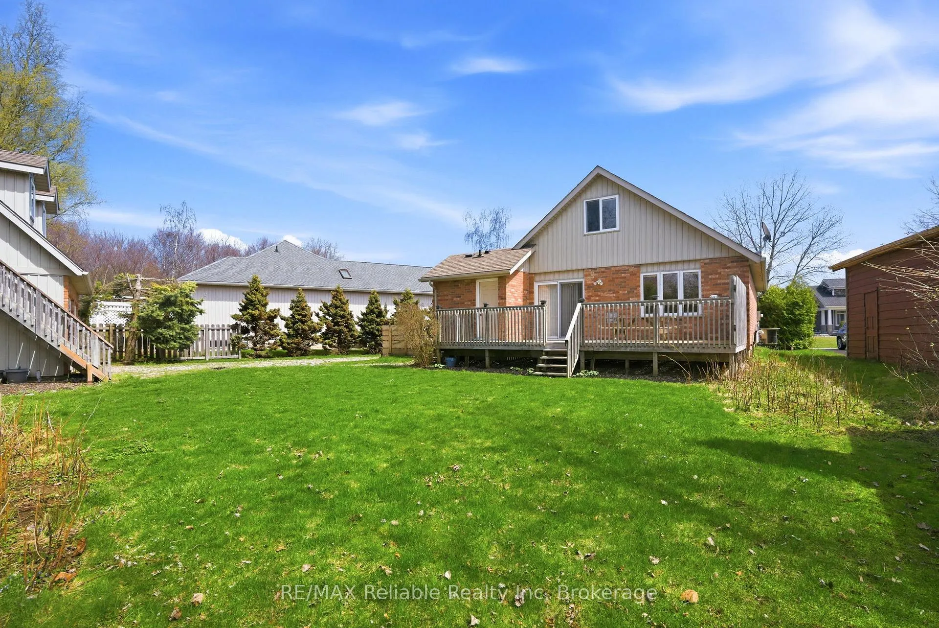 Photo 35 of 13 Ducharme Crescent, Bluewater, Bayfield — HOMEH