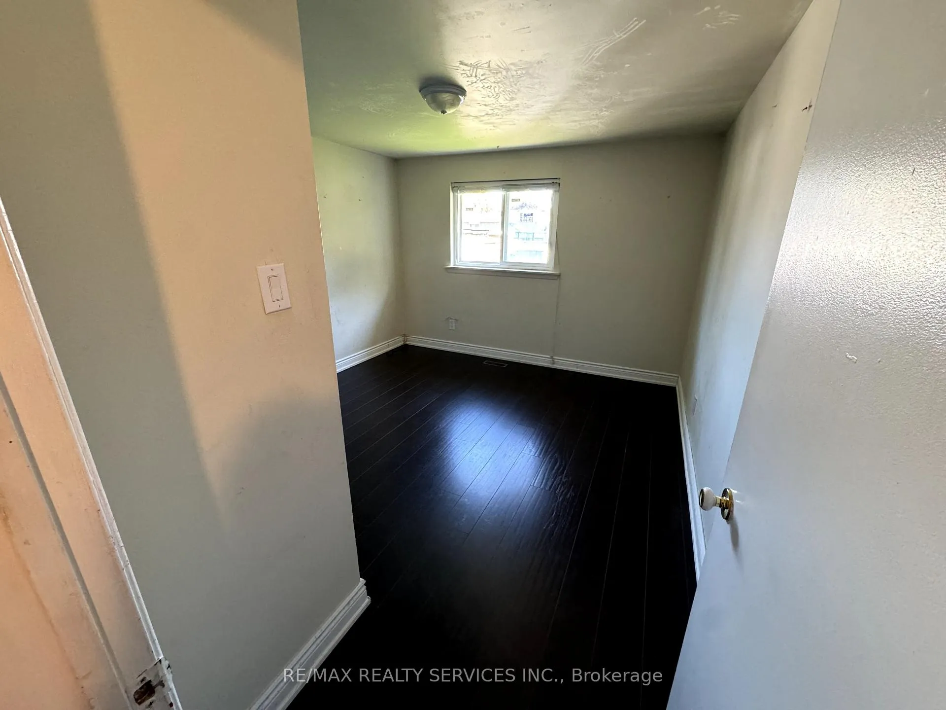 Photo 27 of 185 Earnscliffe Circle E, Brampton, Southgate — HOMEH