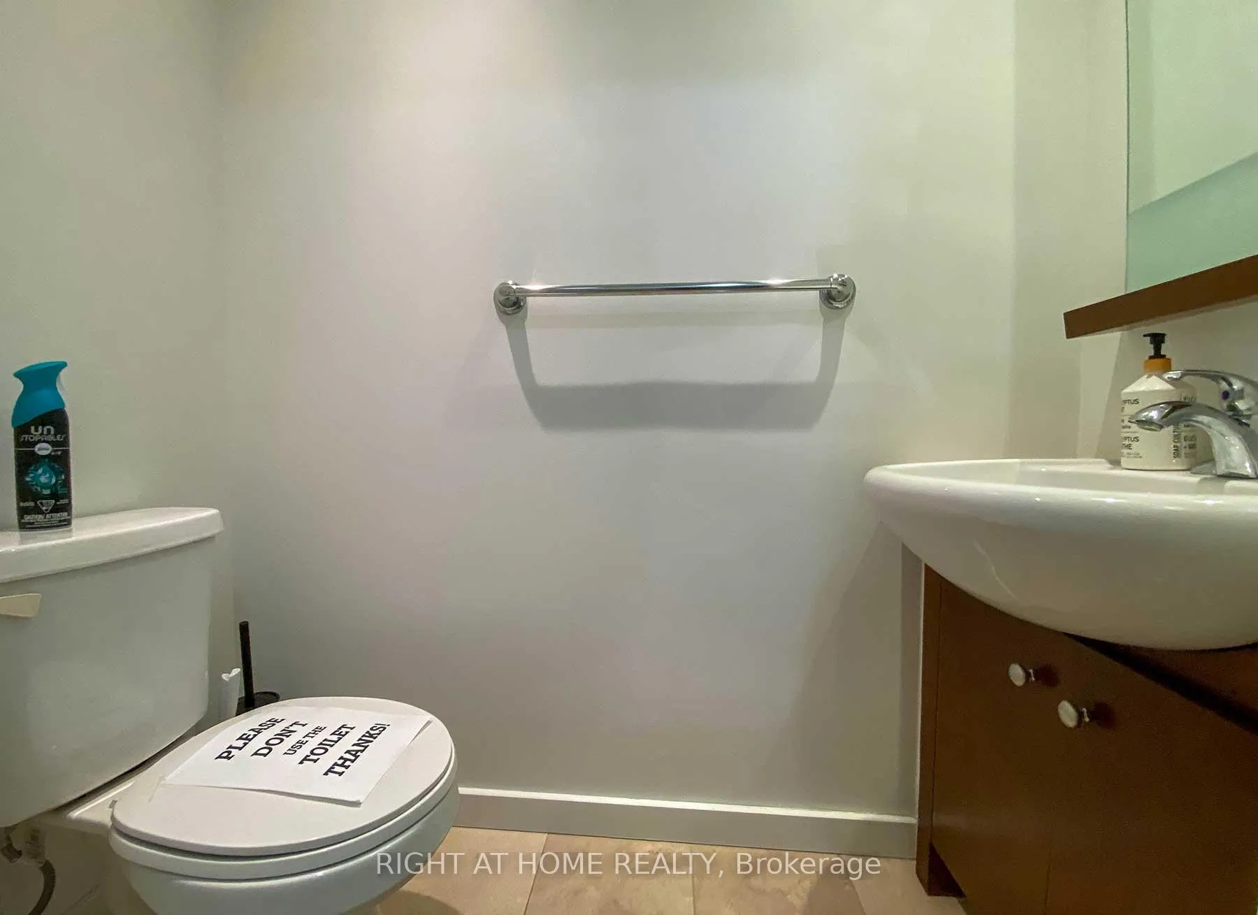 Photo 12 of Unit 1910, 218 Queens Quay W, Toronto, Waterfront Communities — HOMEH