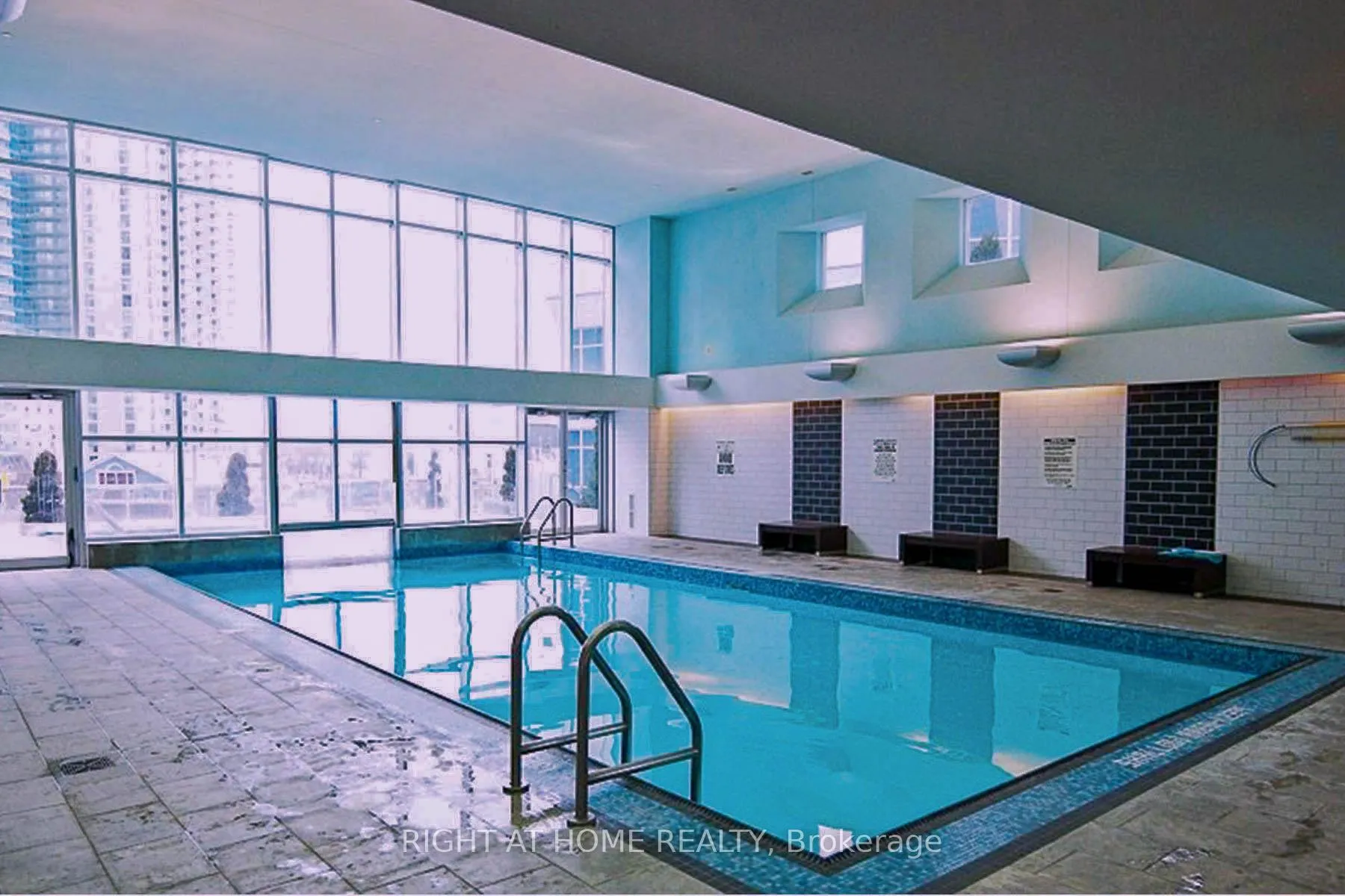 Photo 15 of Unit 1910, 218 Queens Quay W, Toronto, Waterfront Communities — HOMEH