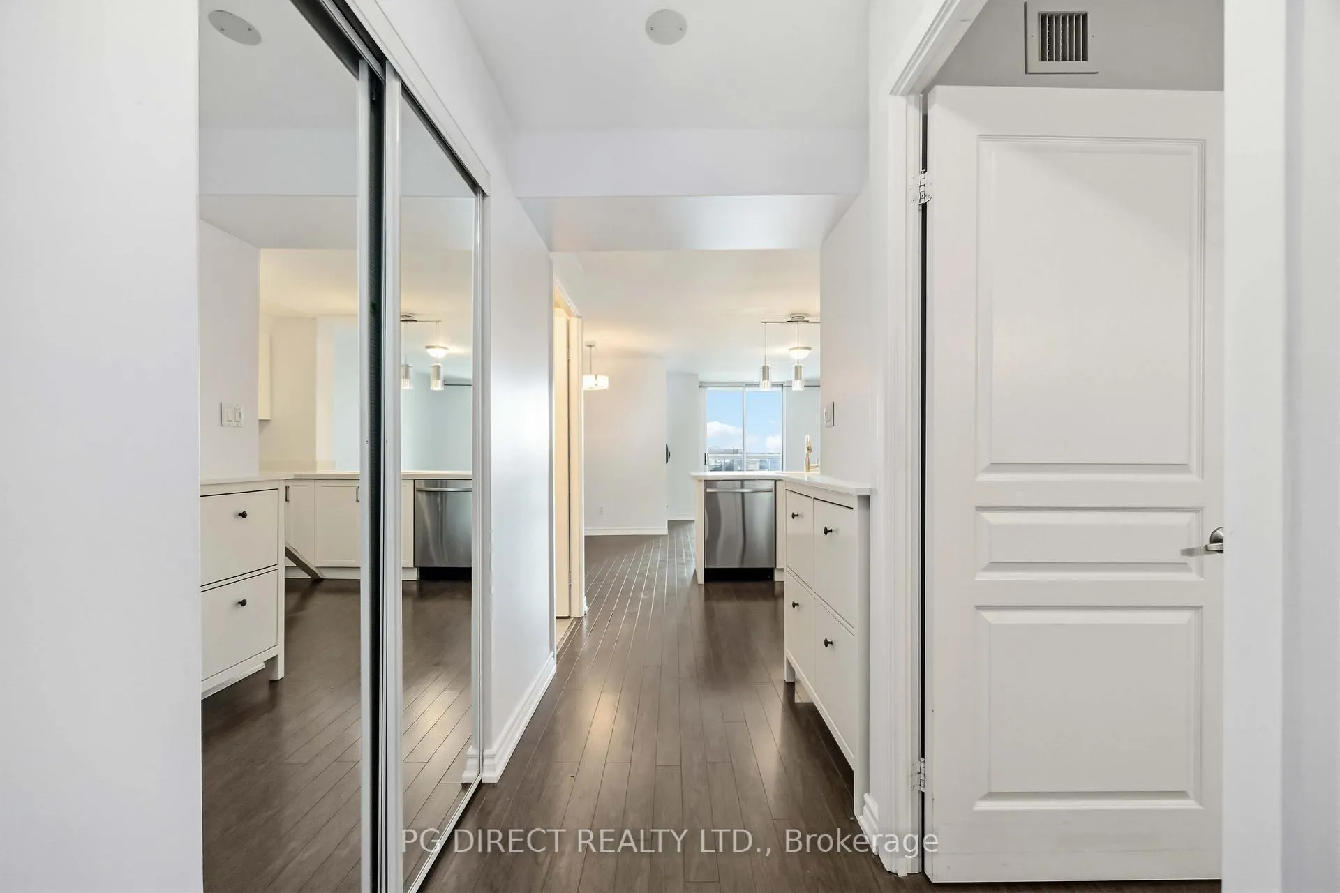 Photo 3 of Unit 807, 323 Richmond Street E, Toronto, Moss Park — HOMEH