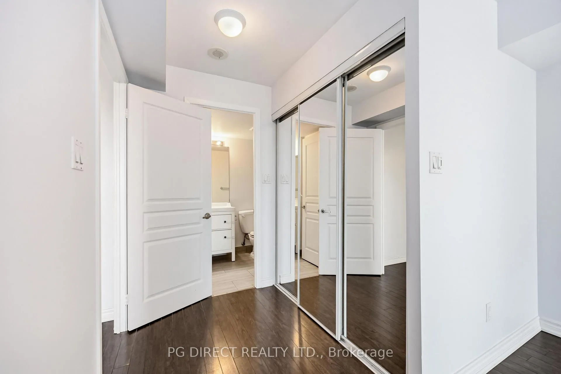 Photo 15 of Unit 807, 323 Richmond Street E, Toronto, Moss Park — HOMEH