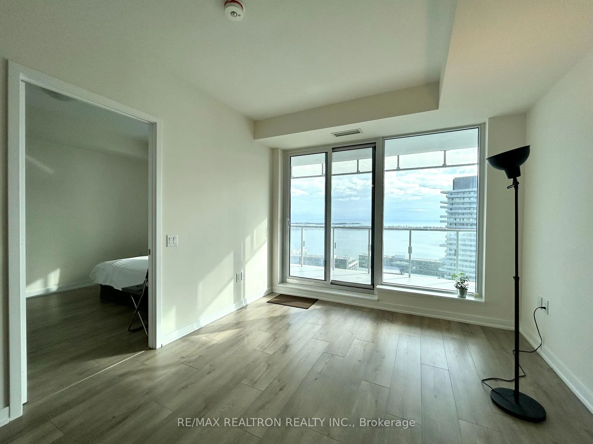 Photo 13 of Unit 2801, 28 Freeland Street, Toronto, Waterfront Communities — HOMEH