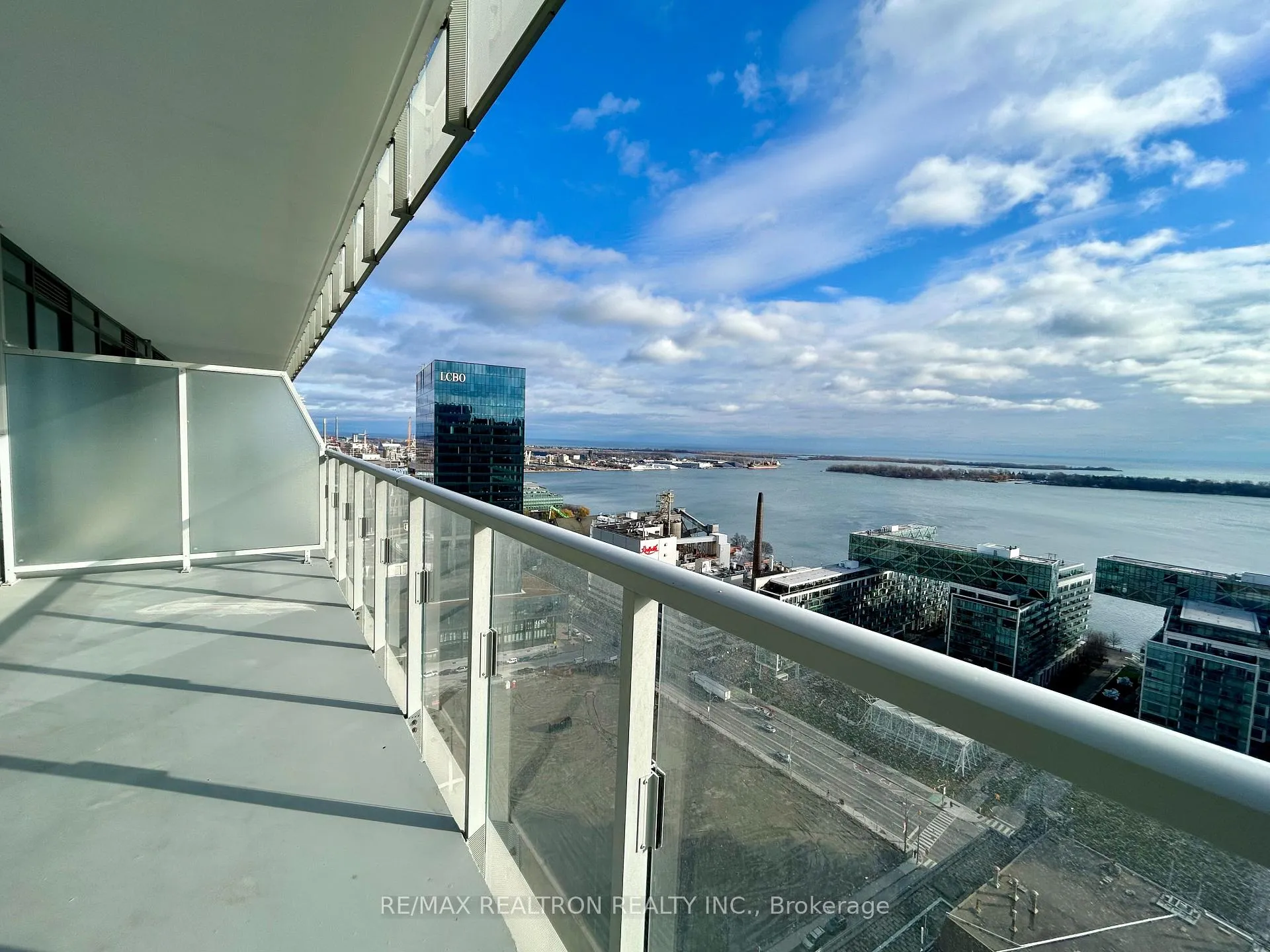Photo 18 of Unit 2801, 28 Freeland Street, Toronto, Waterfront Communities — HOMEH