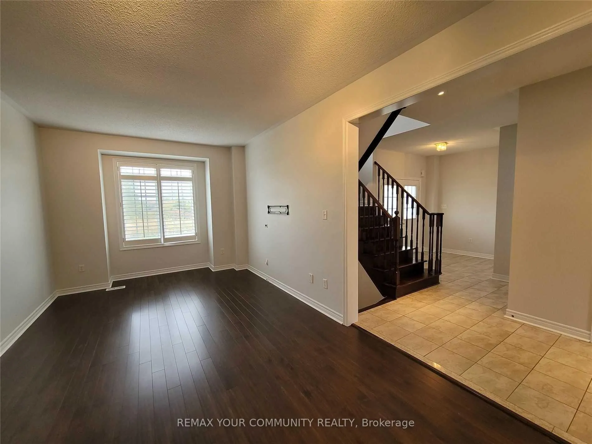 Photo 2 of 5 Bellcroft Lane, Markham, Cornell — HOMEH