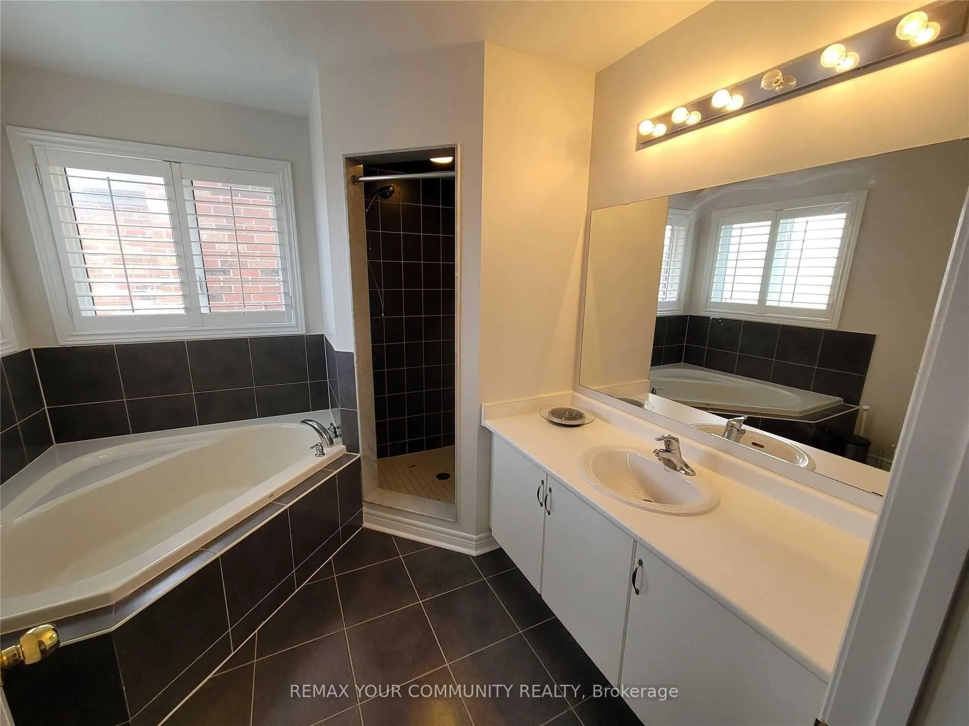 Photo 18 of 5 Bellcroft Lane, Markham, Cornell — HOMEH