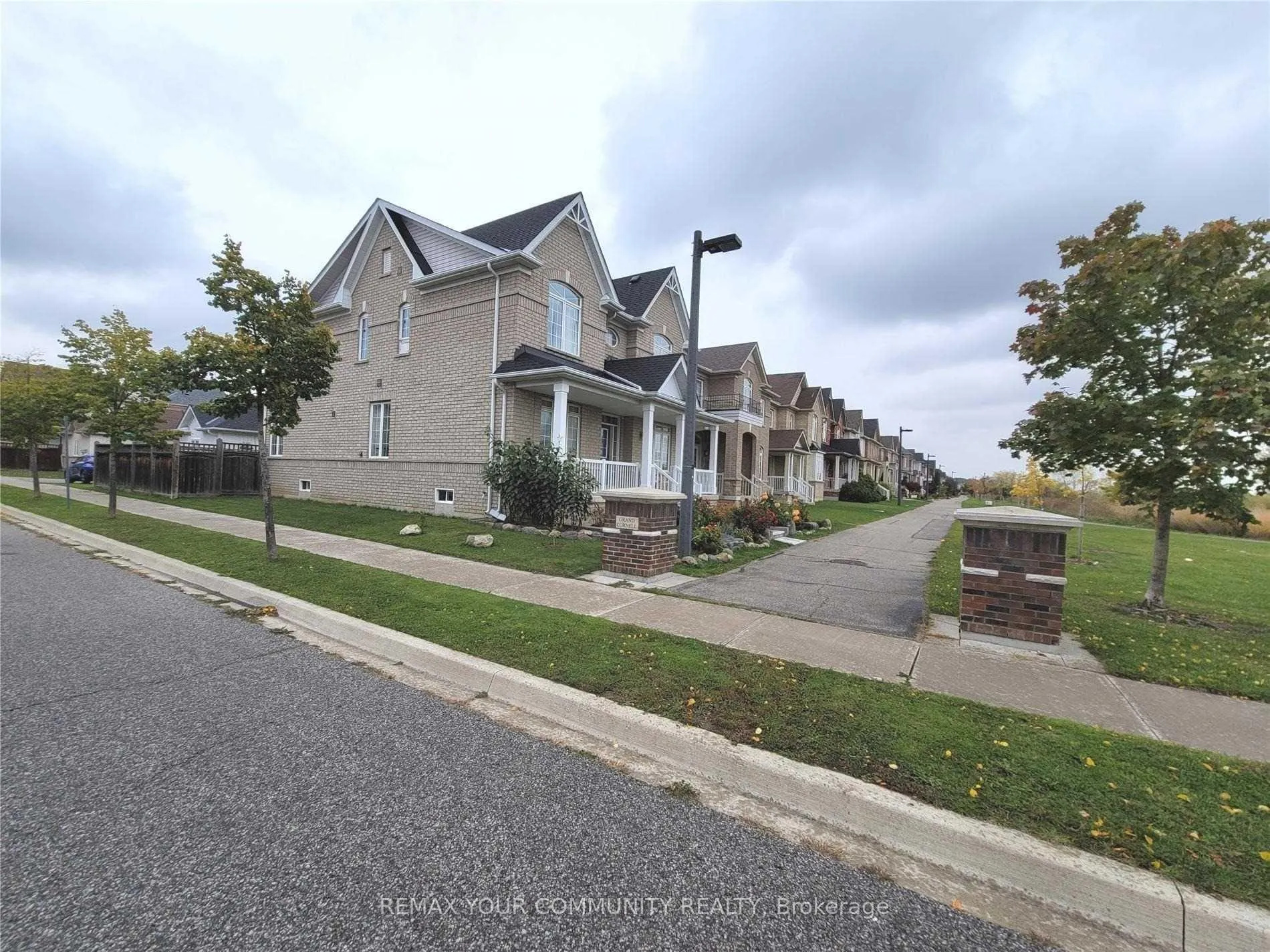 Photo 30 of 5 Bellcroft Lane, Markham, Cornell — HOMEH