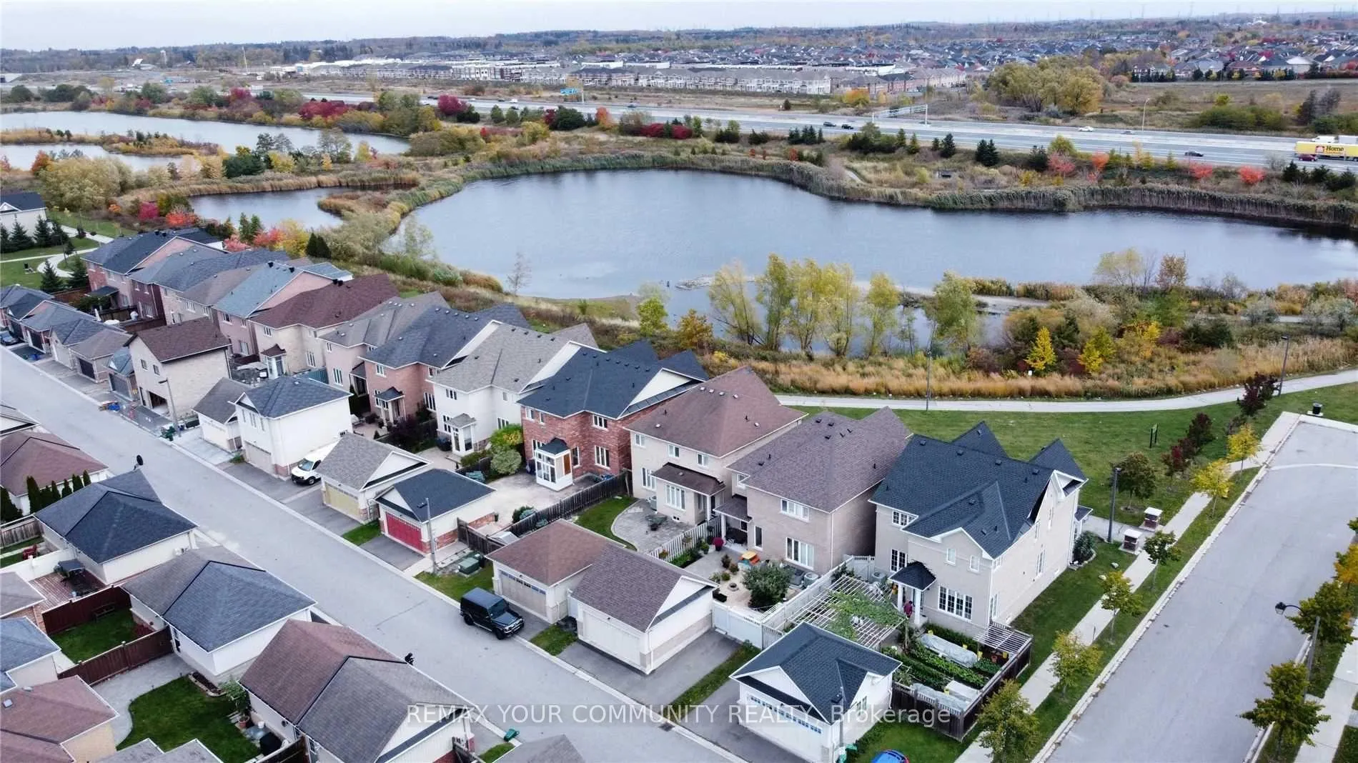 Photo 32 of 5 Bellcroft Lane, Markham, Cornell — HOMEH
