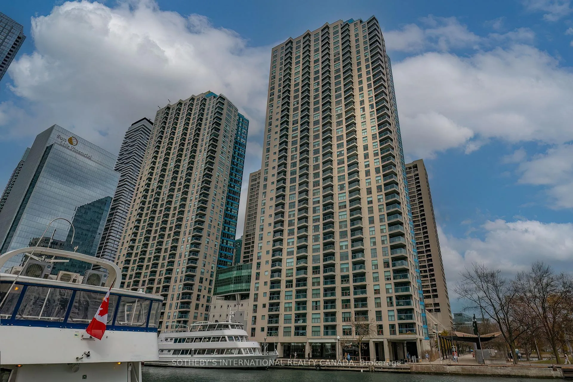 Photo 1 of Unit 3212, 99 Harbour Square, Toronto, Waterfront Communities — HOMEH