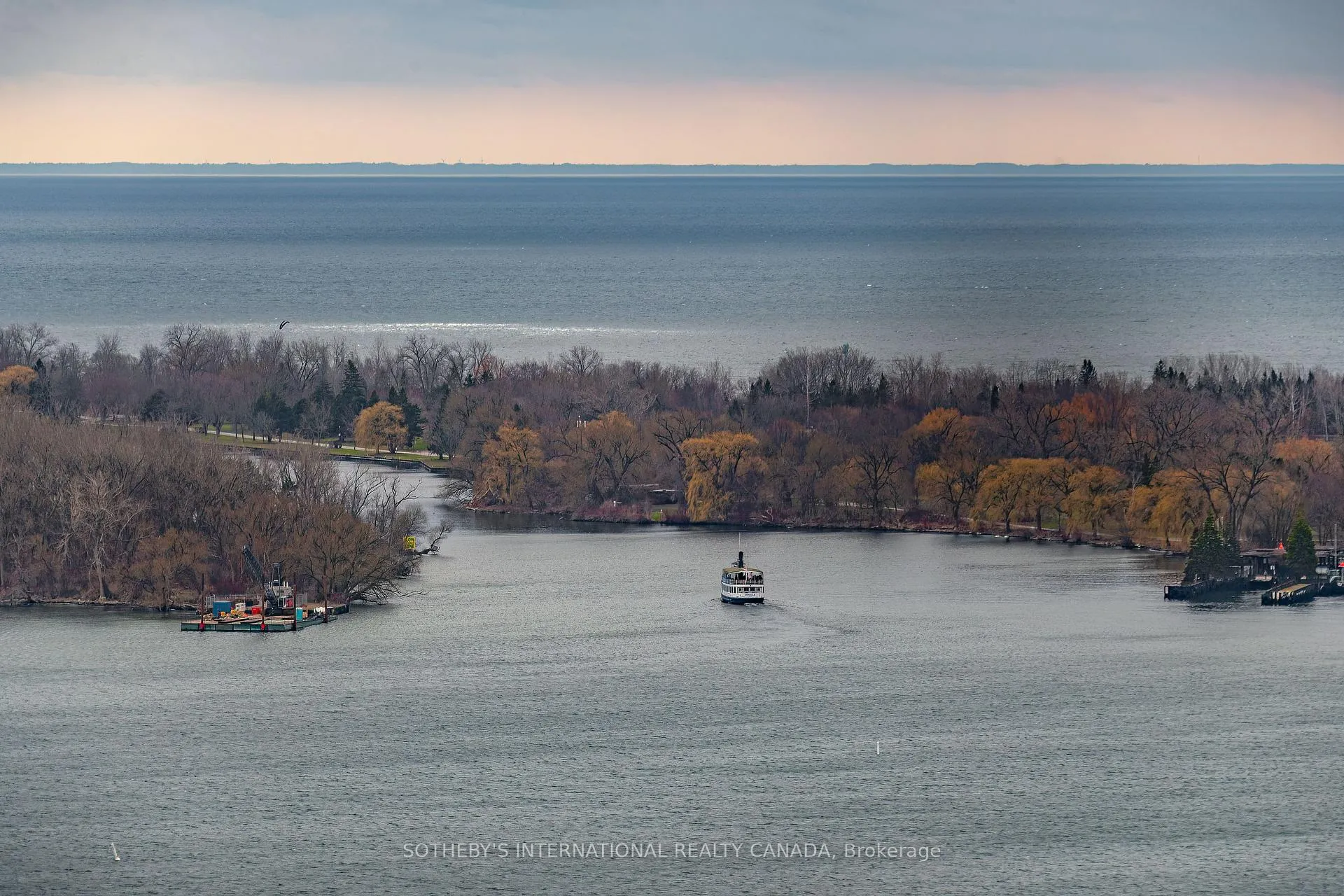 Photo 27 of Unit 3212, 99 Harbour Square, Toronto, Waterfront Communities — HOMEH