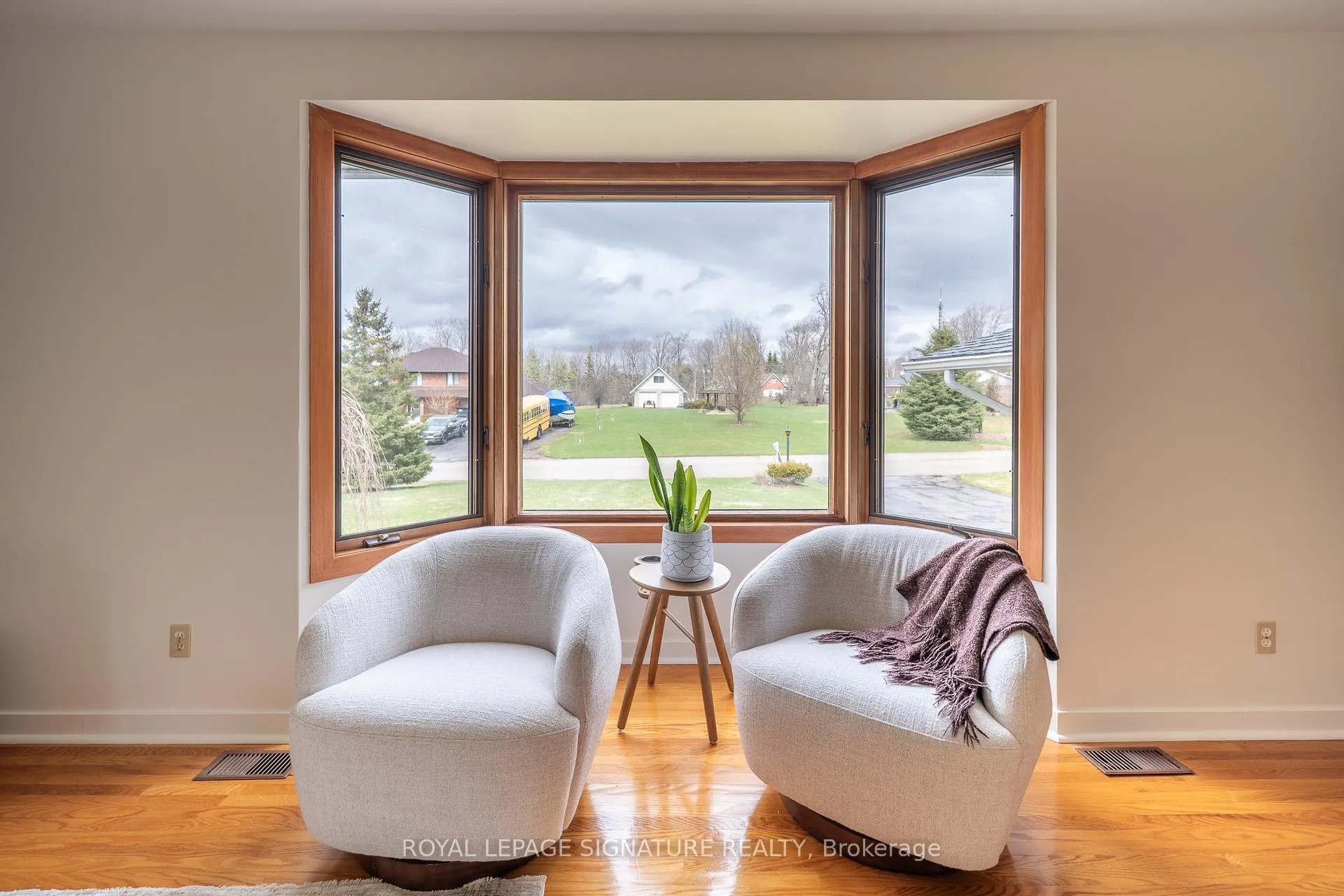 Photo 10 of 27 Sunset Drive, Woolwich — HOMEH
