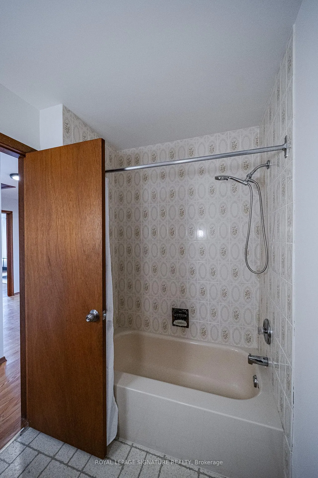 Photo 21 of 27 Sunset Drive, Woolwich — HOMEH