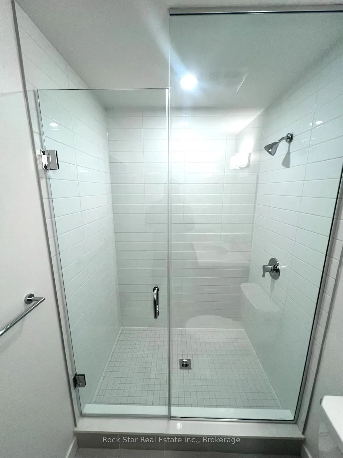 Photo 10 of Unit 306, 55 Clarington Boulevard, Clarington, Bowmanville — HOMEH