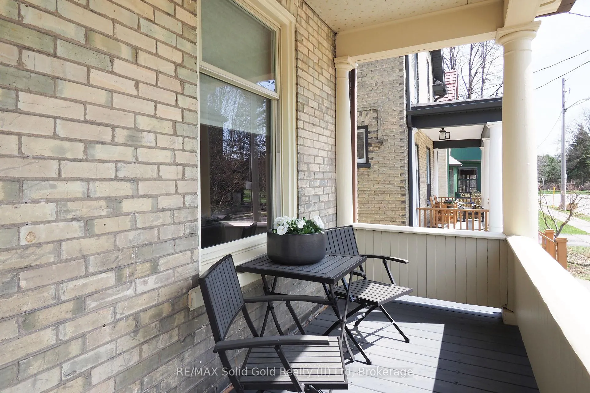 Photo 4 of 18 Theresa Street, Kitchener — HOMEH