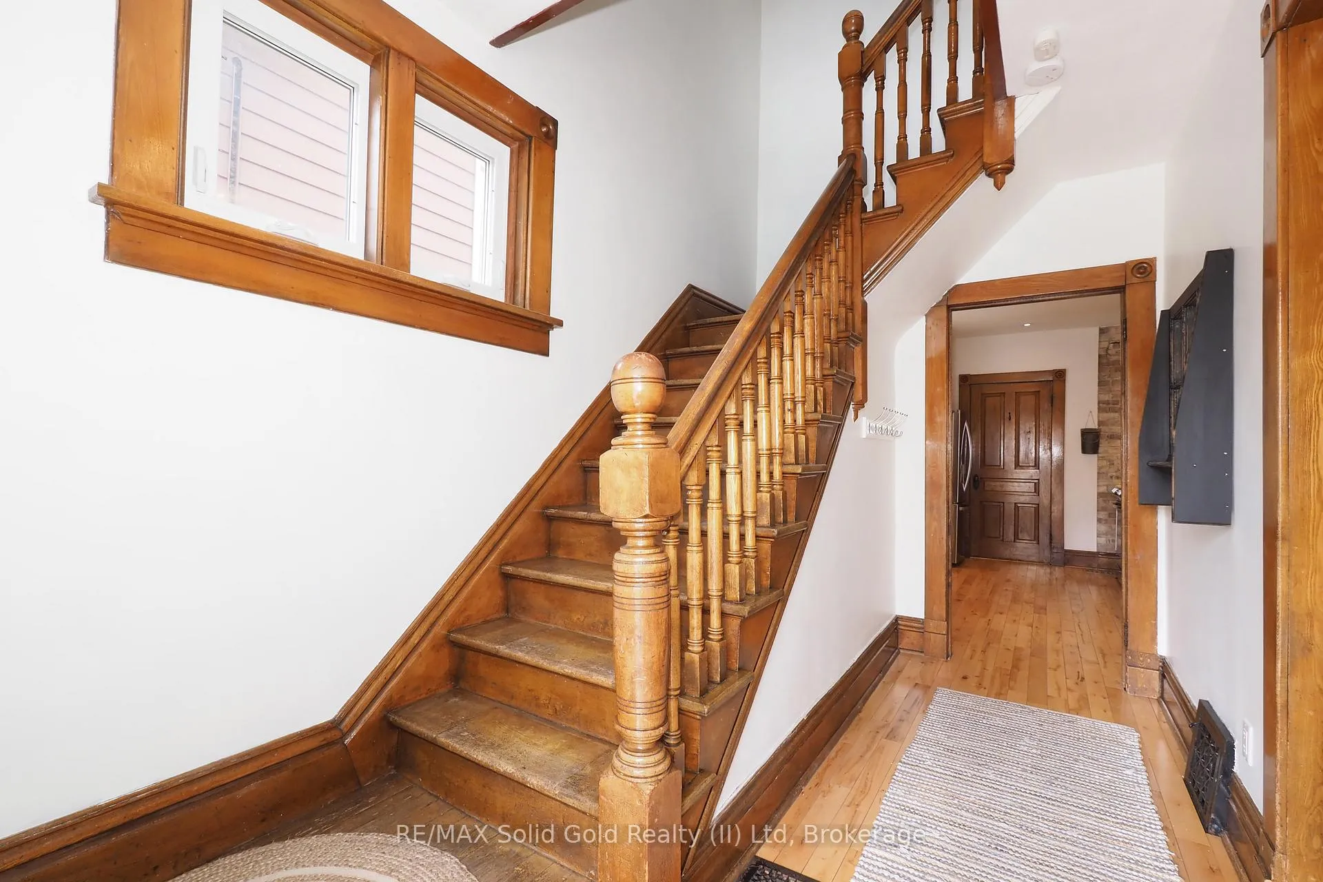 Photo 7 of 18 Theresa Street, Kitchener — HOMEH