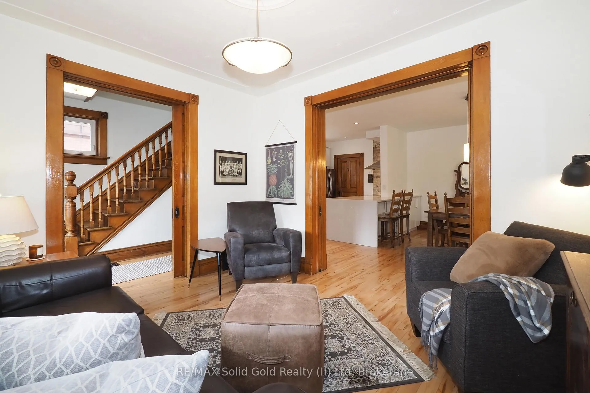 Photo 10 of 18 Theresa Street, Kitchener — HOMEH