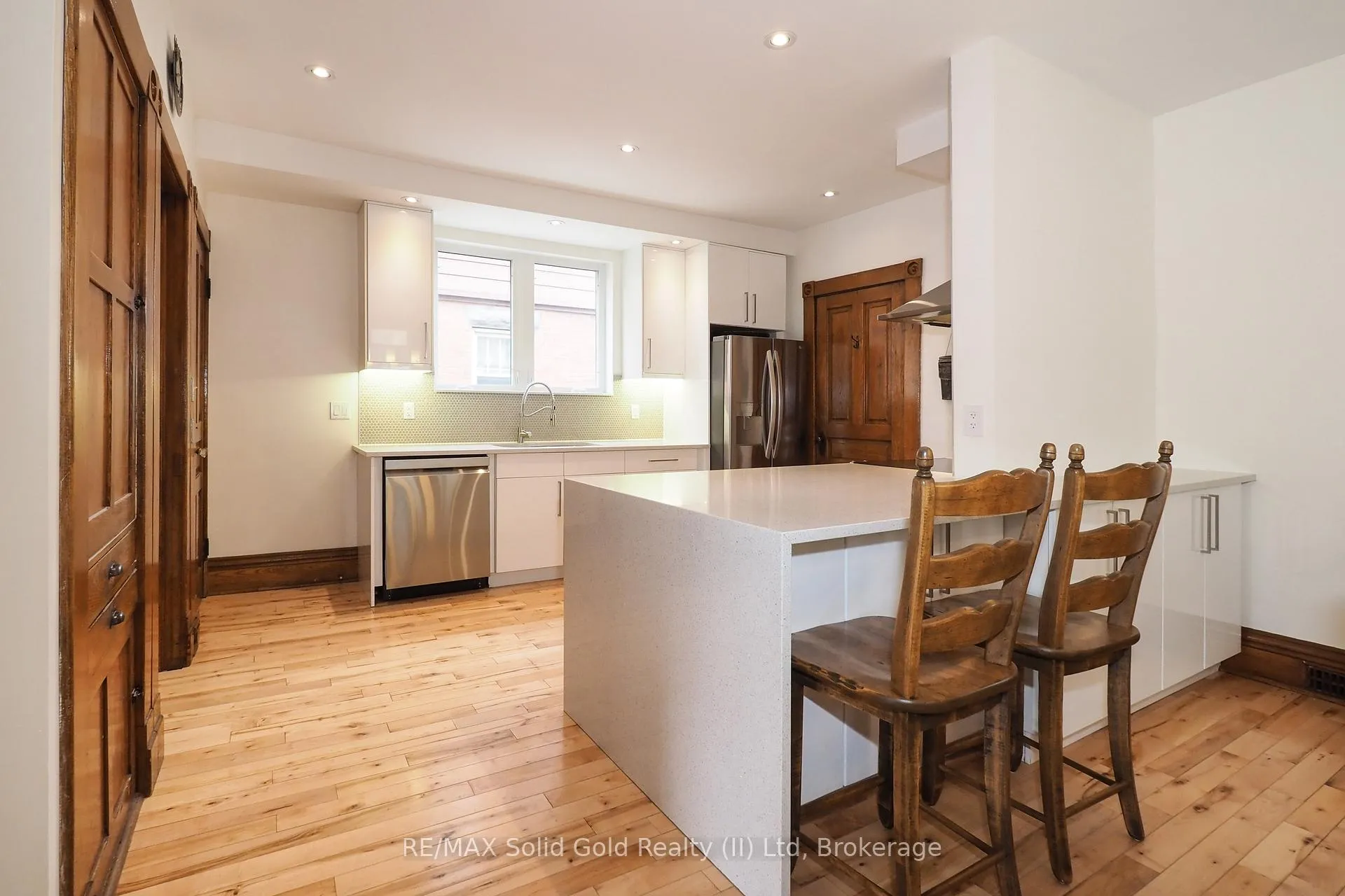 Photo 19 of 18 Theresa Street, Kitchener — HOMEH
