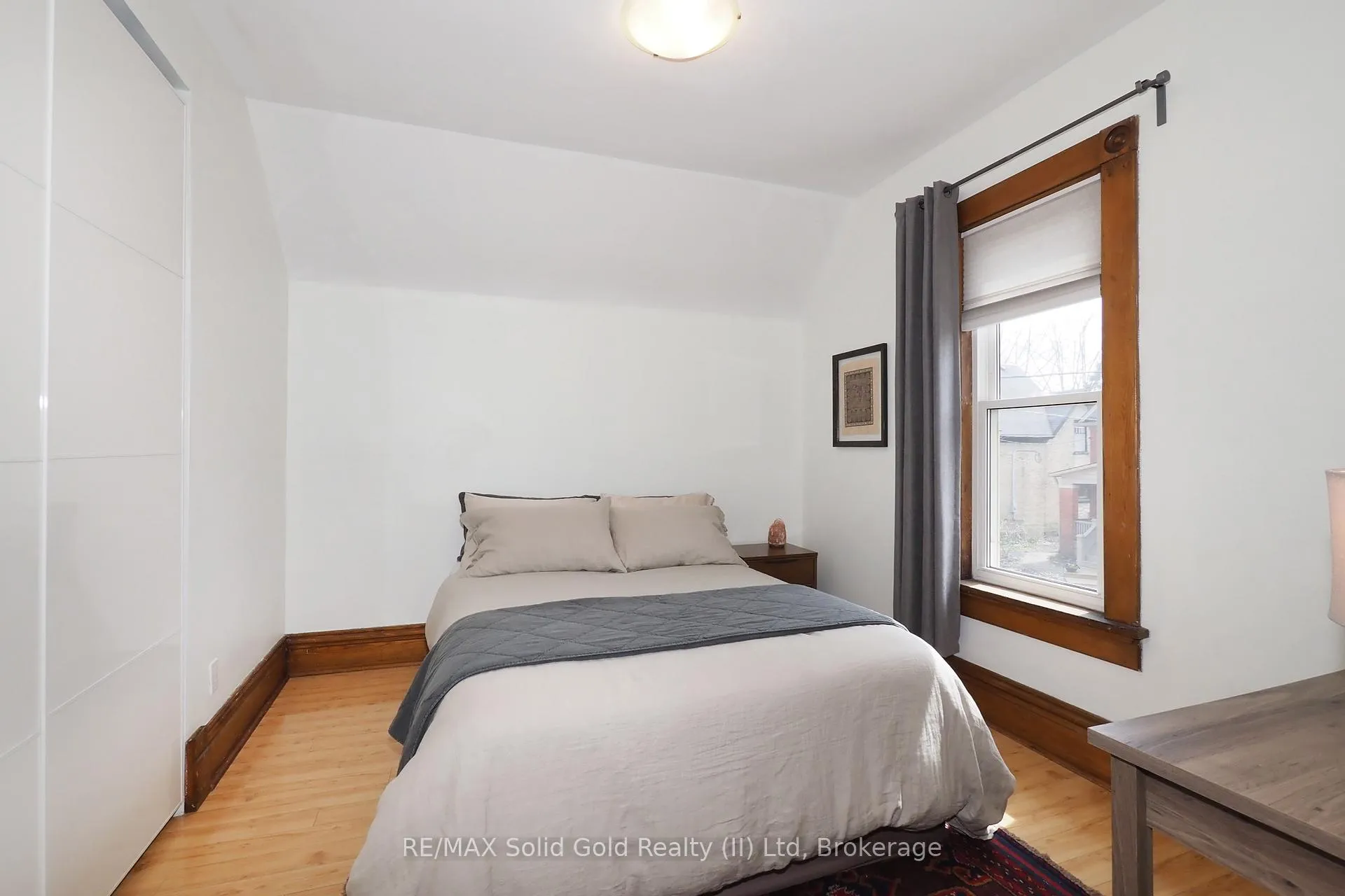 Photo 33 of 18 Theresa Street, Kitchener — HOMEH