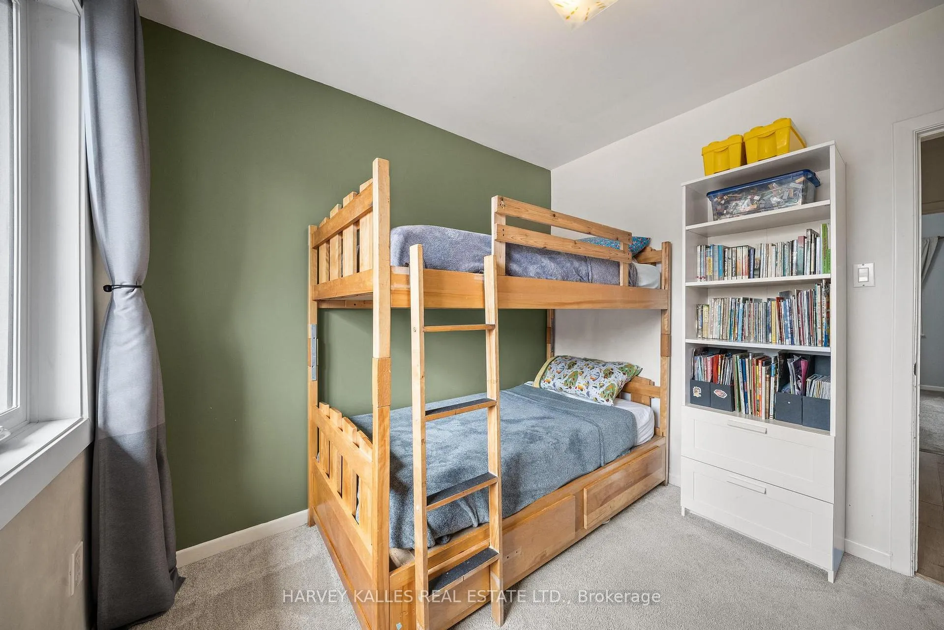 Photo 8 of 231 Bicknell Avenue, Toronto, Keelesdale-Eglinton West — HOMEH