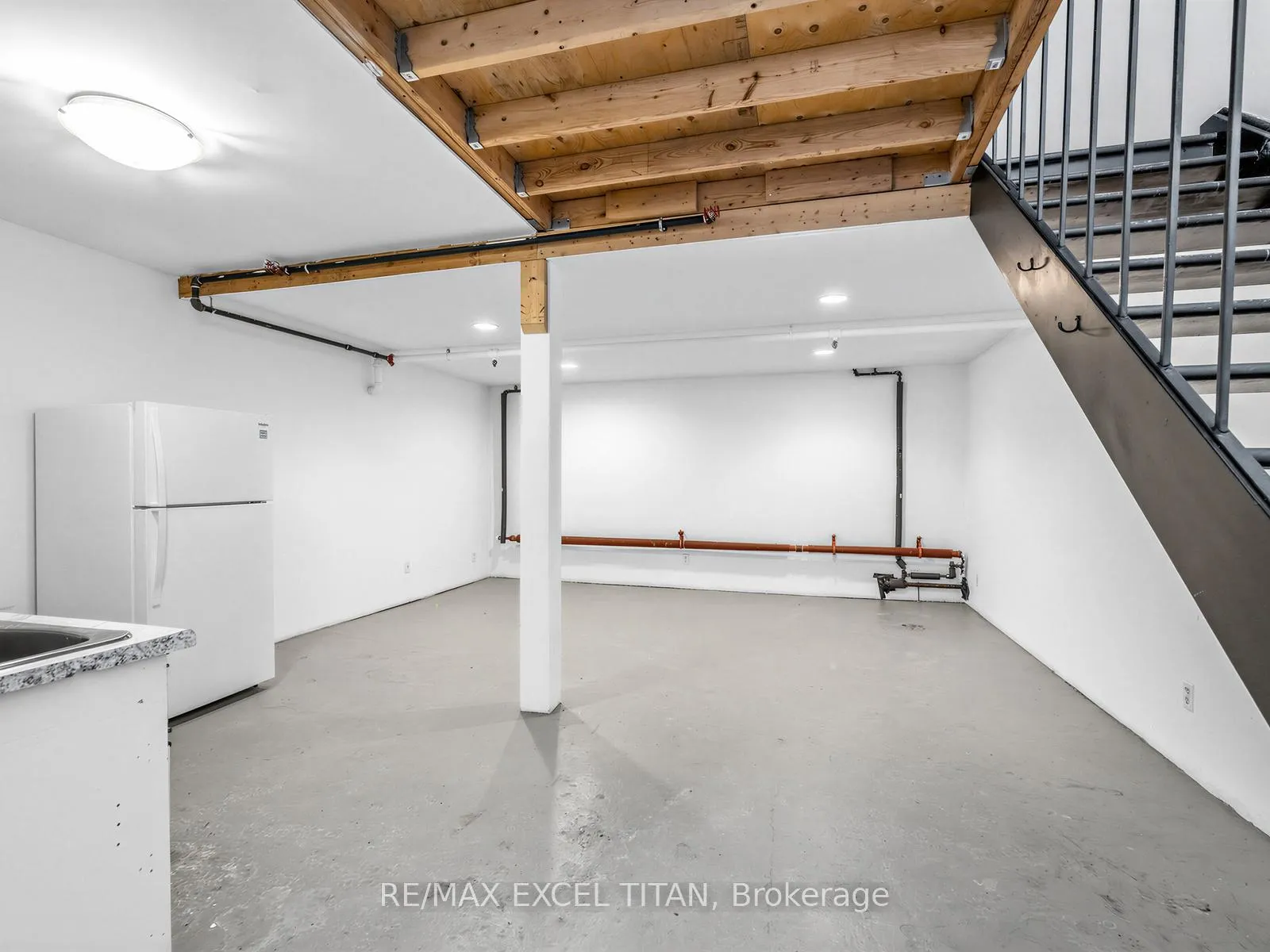 Photo 7 of Unit 11, 221 Sterling Road E, Toronto, Dufferin Grove — HOMEH