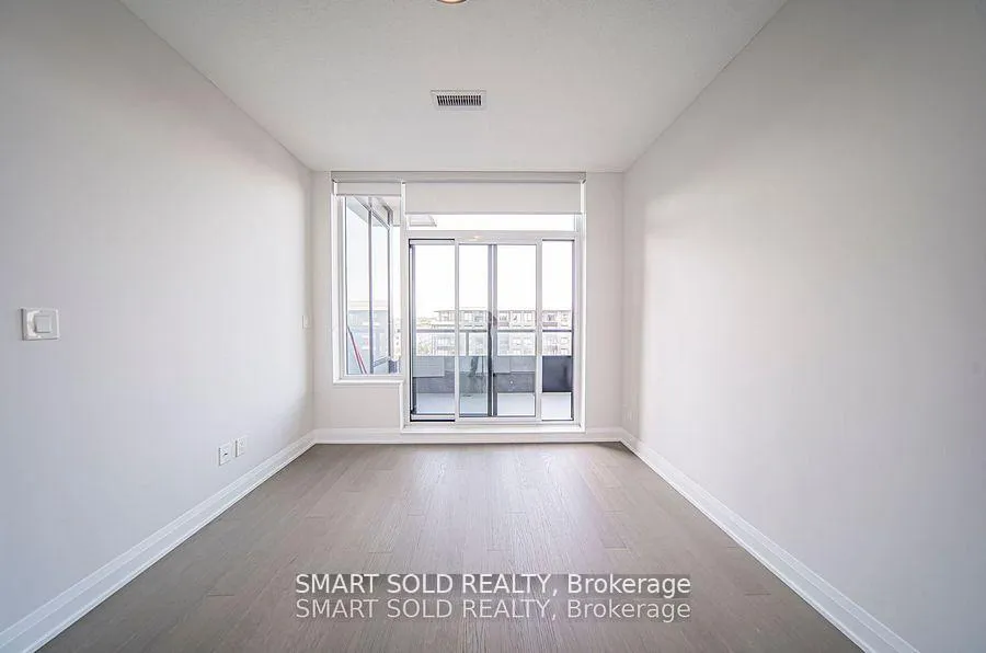 Photo 6 of Unit 916, 15 Water Walk Drive, Markham, Unionville — HOMEH