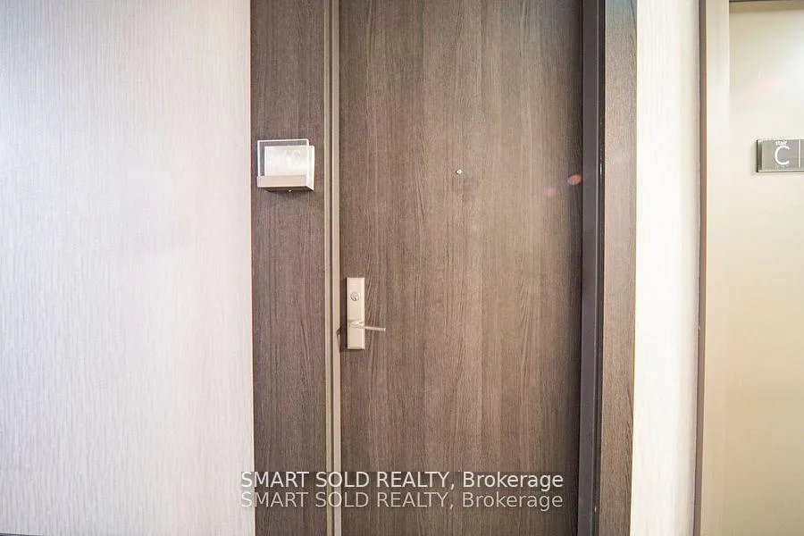 Photo 11 of Unit 916, 15 Water Walk Drive, Markham, Unionville — HOMEH