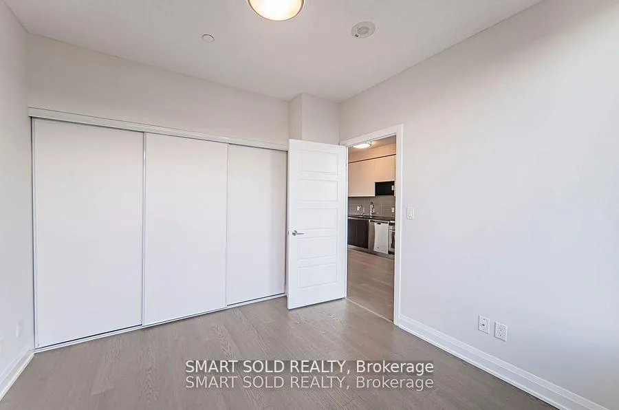 Photo 15 of Unit 916, 15 Water Walk Drive, Markham, Unionville — HOMEH
