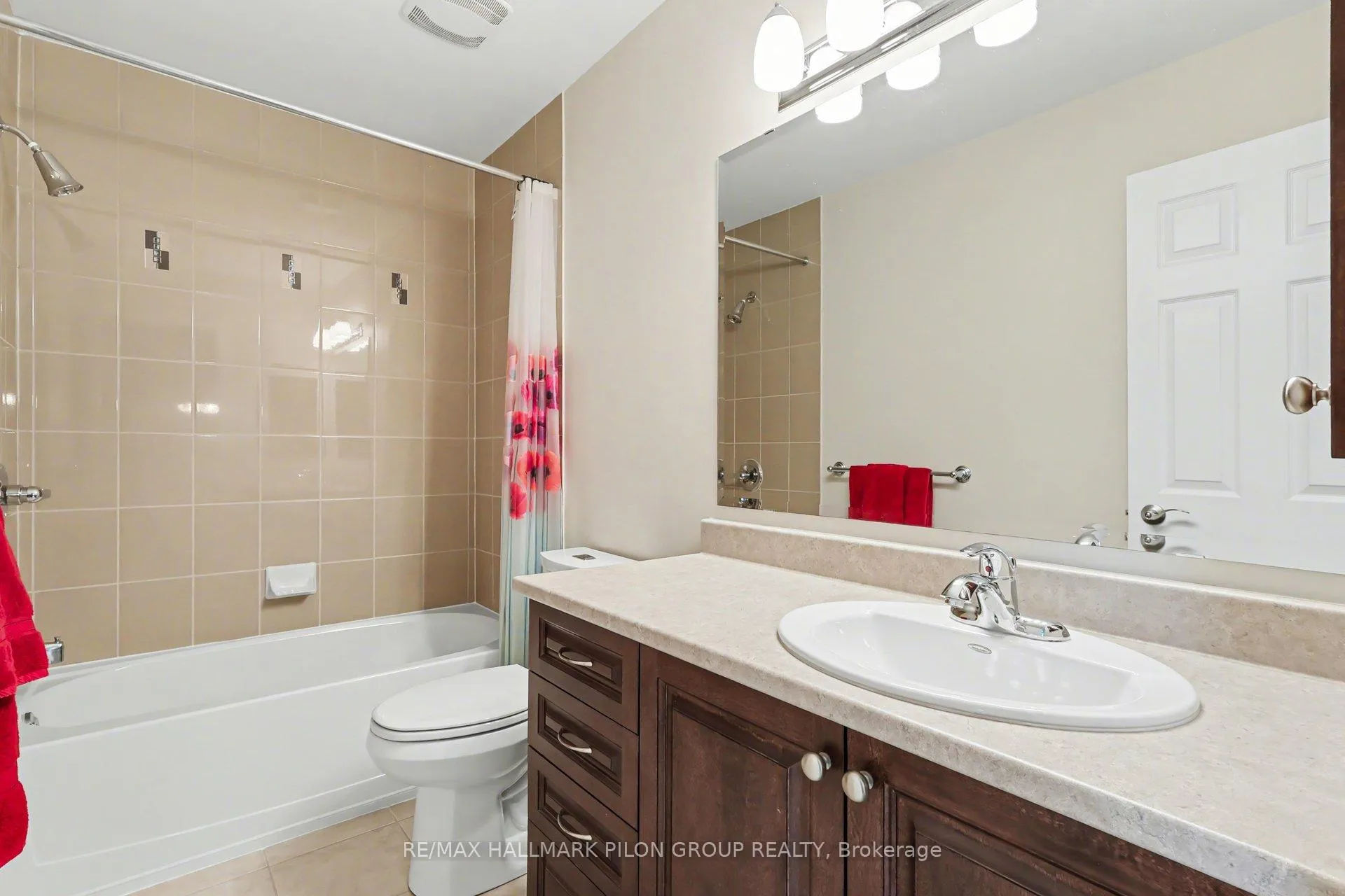 Photo 12 of 317 Ravenswood Way, Ottawa, Avalon East — HOMEH
