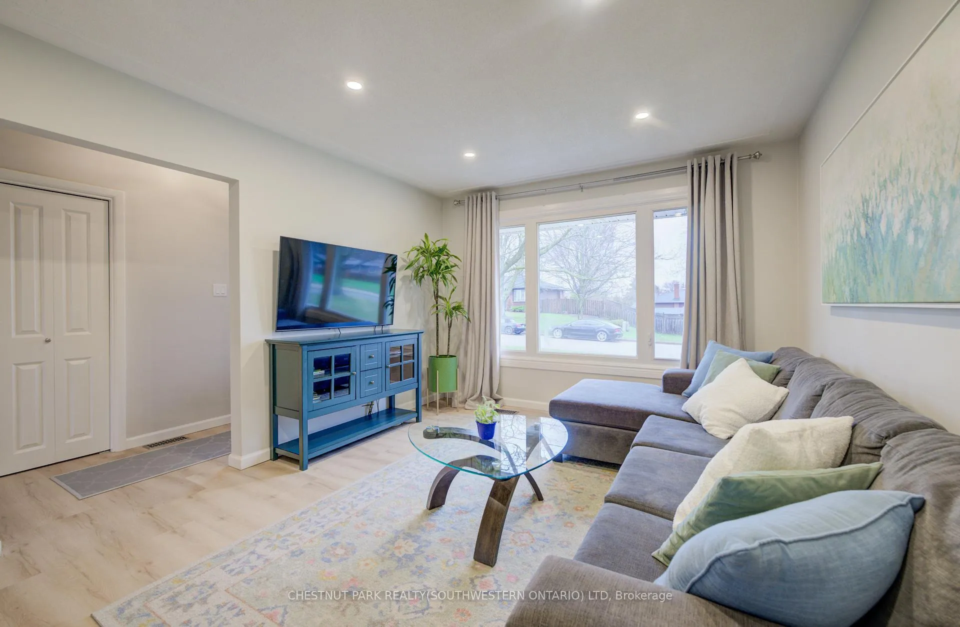Photo 9 of 17 Hipel Avenue, Cambridge — HOMEH