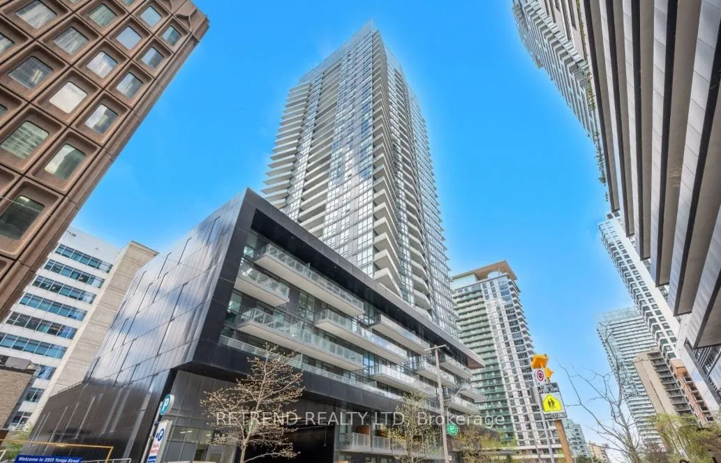Photo 1 of Unit 802, 30 Roehmapton Avenue, Toronto, Mount Pleasant West — HOMEH