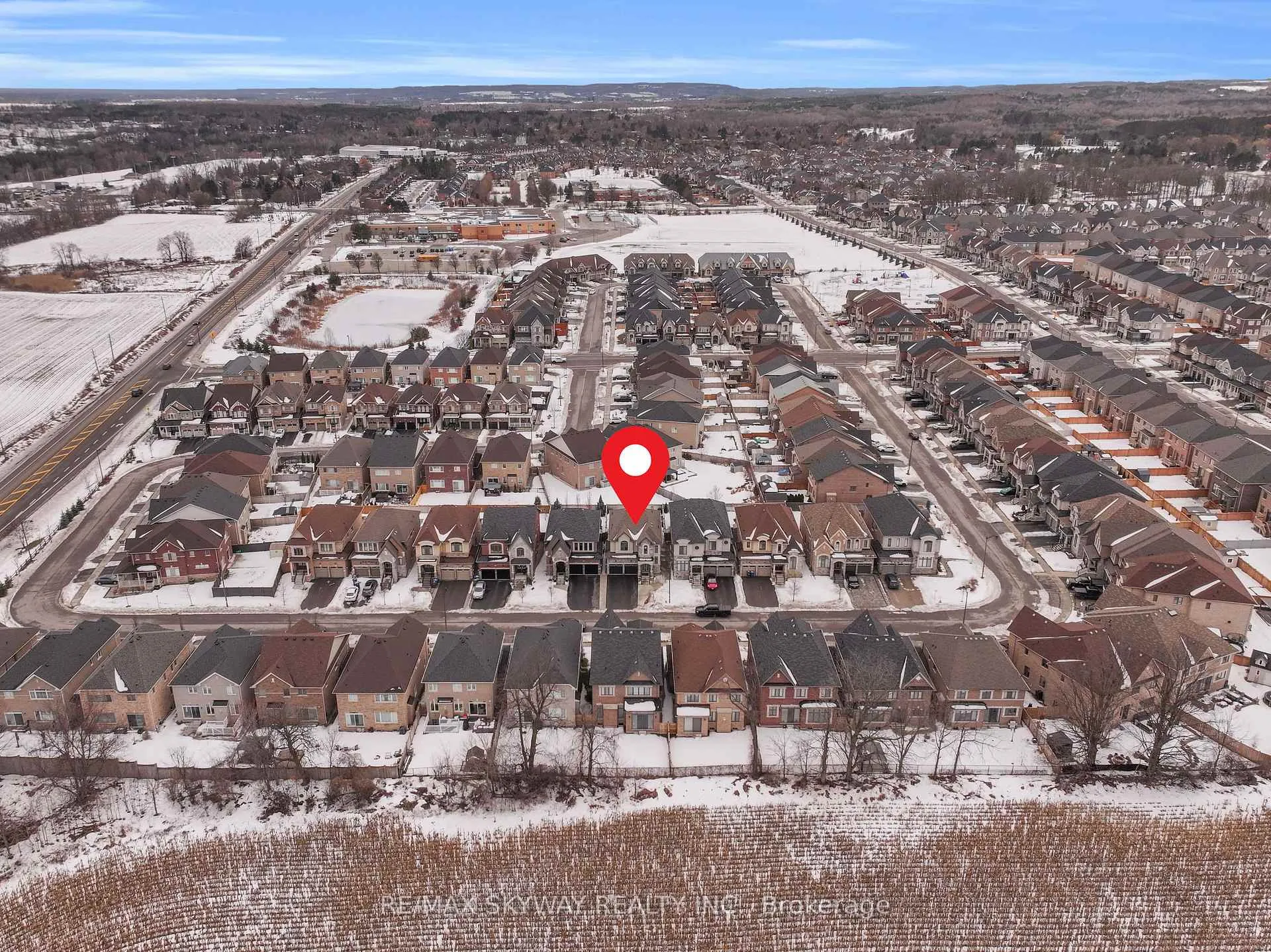 Photo 3 of 46 Ash Hill Avenue, Caledon, Caledon East — HOMEH