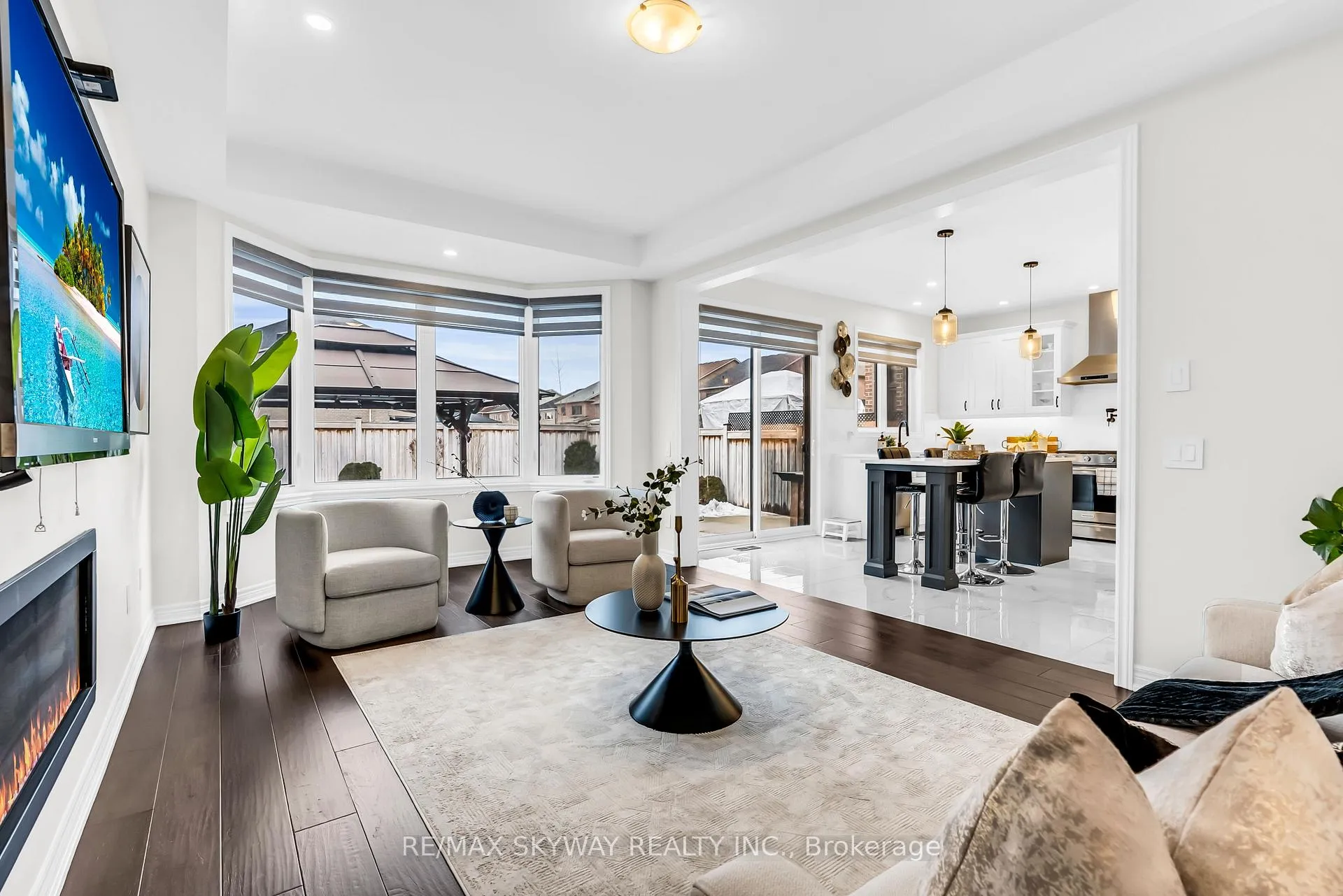 Photo 16 of 46 Ash Hill Avenue, Caledon, Caledon East — HOMEH