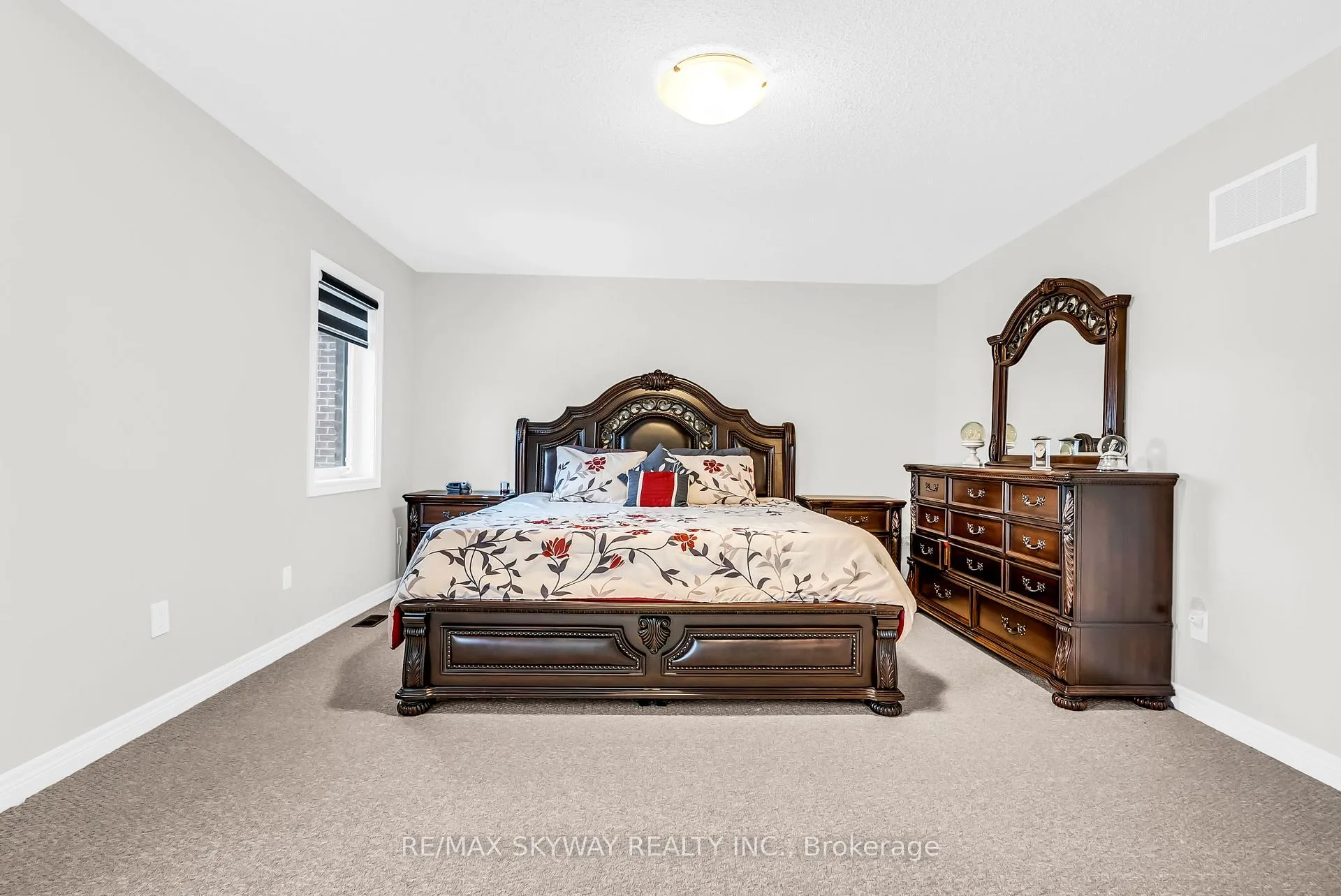 Photo 27 of 46 Ash Hill Avenue, Caledon, Caledon East — HOMEH