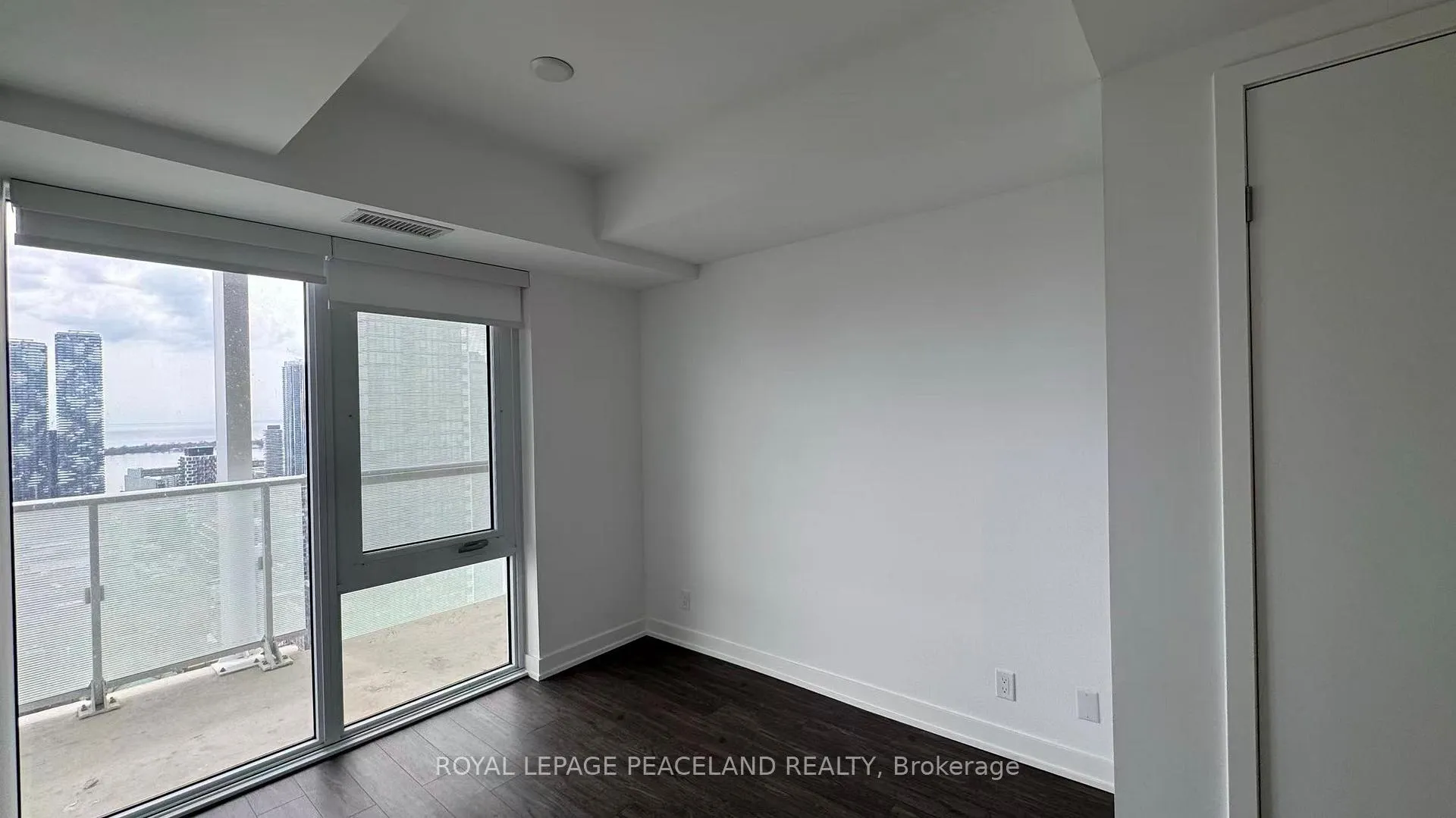 Photo 5 of Unit 4209, 88 Queen Street E, Toronto, Church-Yonge Corridor — HOMEH