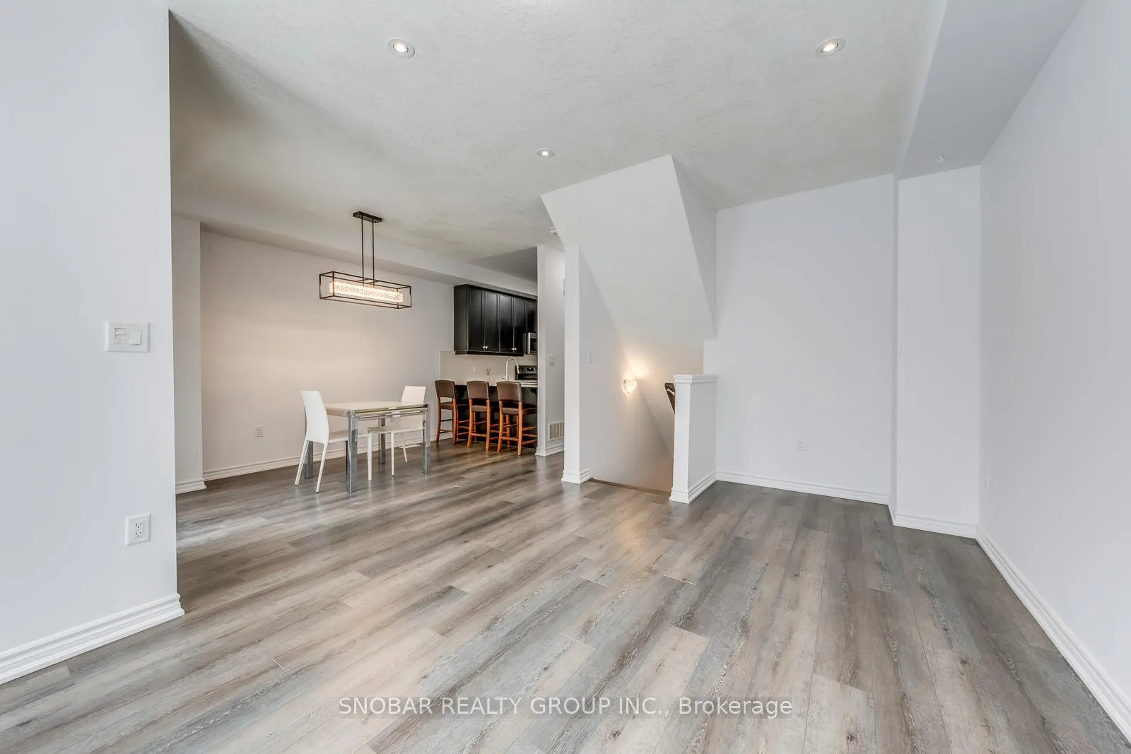 Photo 7 of Unit 30, 5000 Connor Drive, Lincoln, Beamsville — HOMEH