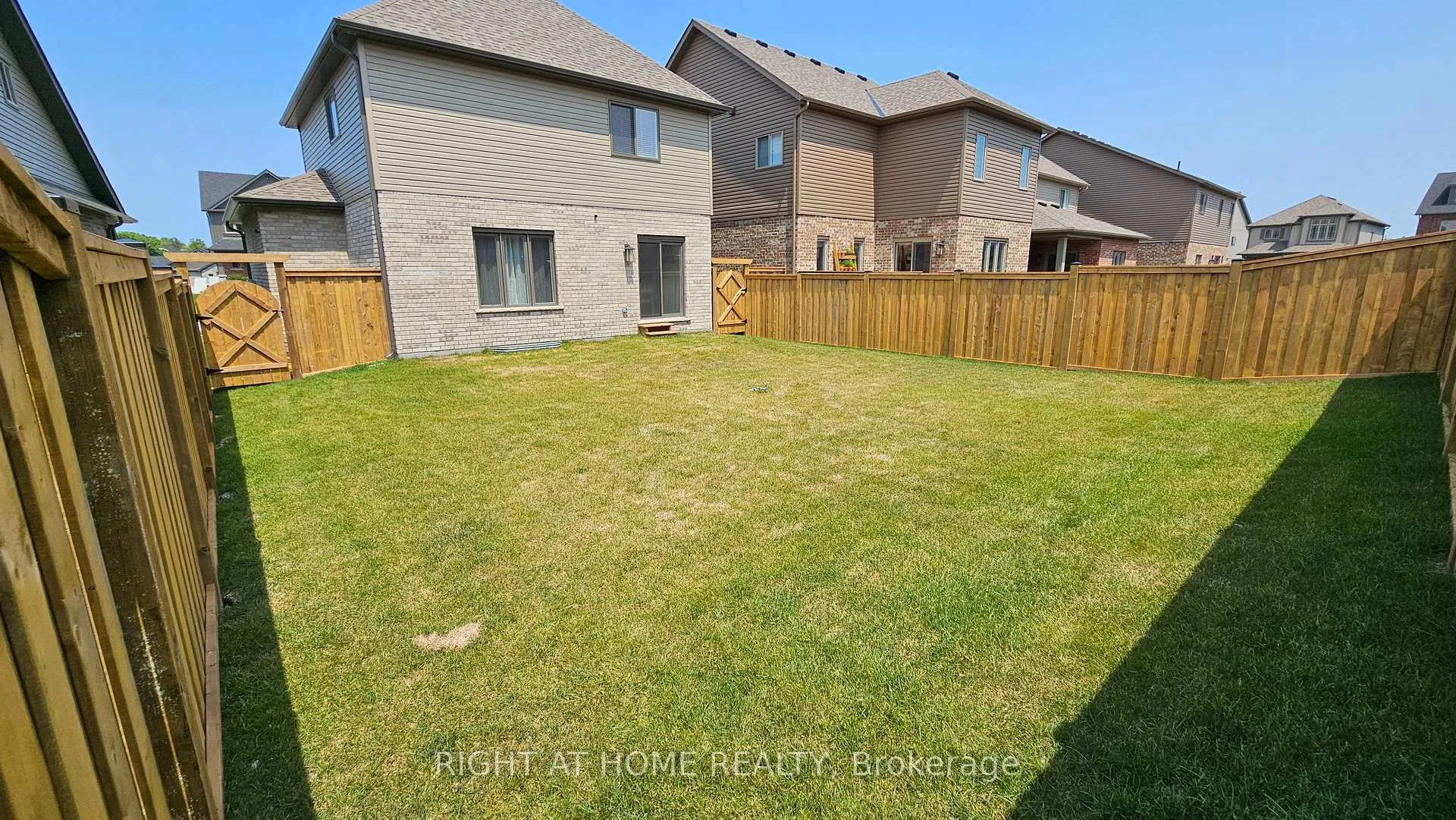 Photo 3 of 12 Mitchell Avenue, Collingwood — HOMEH