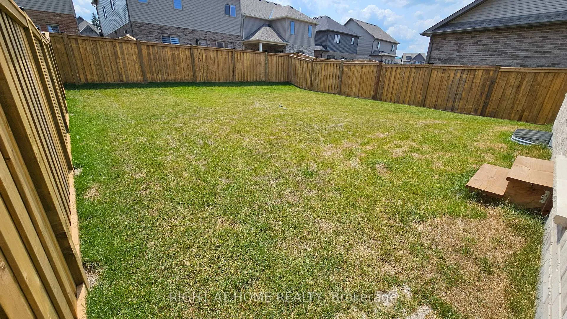 Photo 5 of 12 Mitchell Avenue, Collingwood — HOMEH
