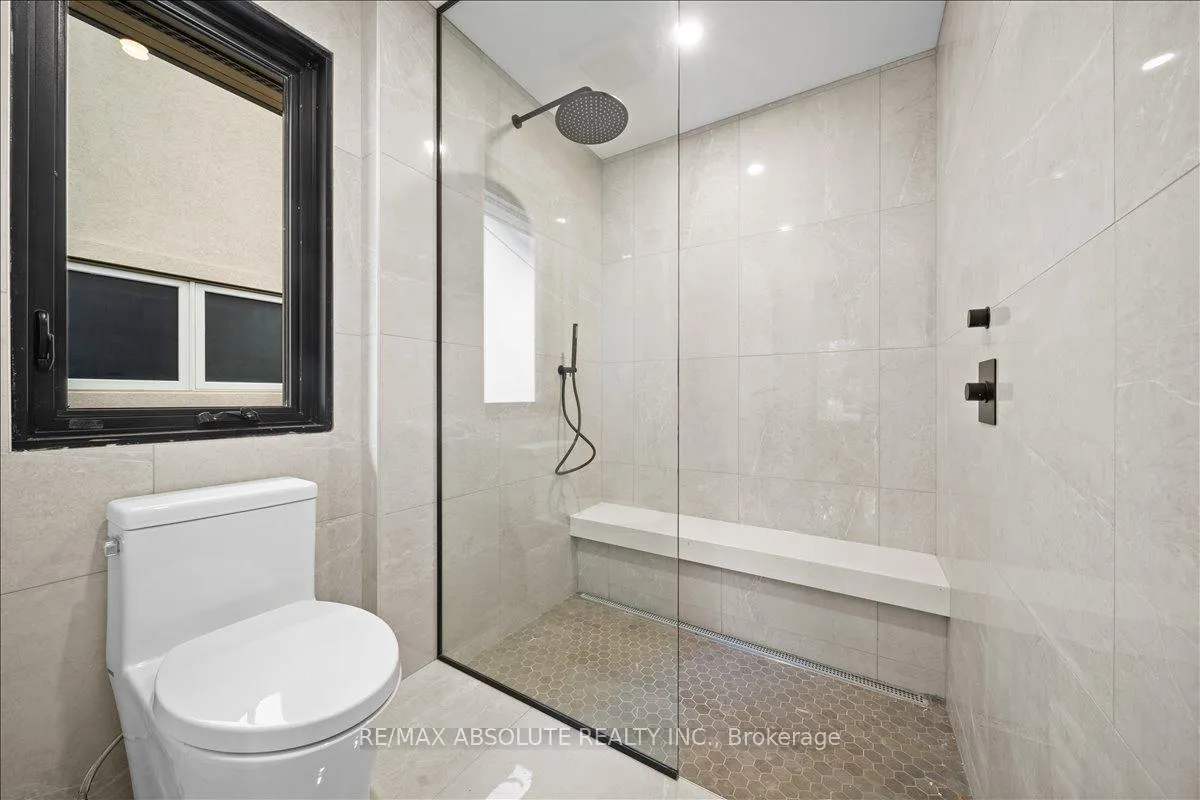 Photo 21 of 515 Roosevelt Avenue, Ottawa, McKellar/Highland — HOMEH