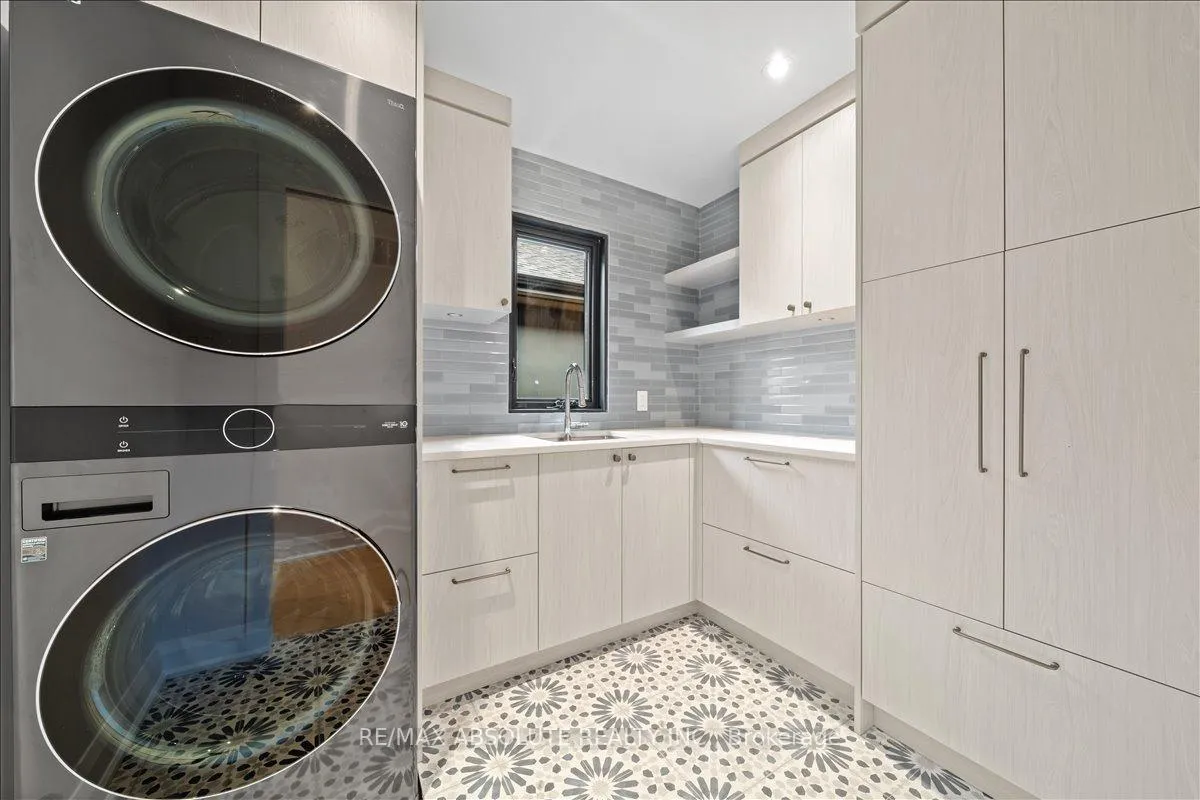 Photo 22 of 515 Roosevelt Avenue, Ottawa, McKellar/Highland — HOMEH