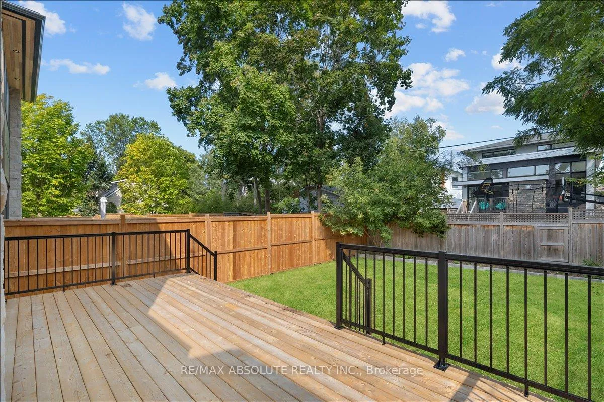Photo 26 of 515 Roosevelt Avenue, Ottawa, McKellar/Highland — HOMEH