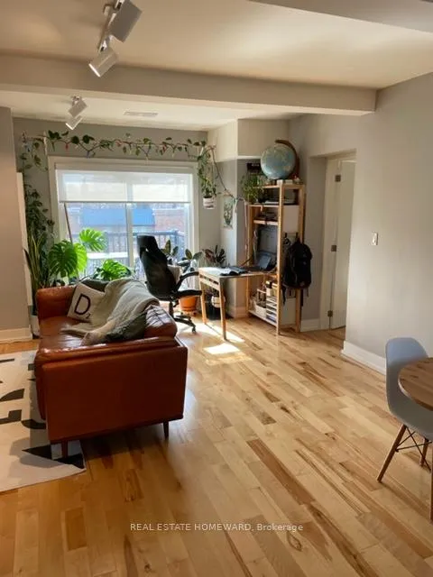 Photo 4 of 2174 Queen Street E, Toronto, The Beaches — HOMEH
