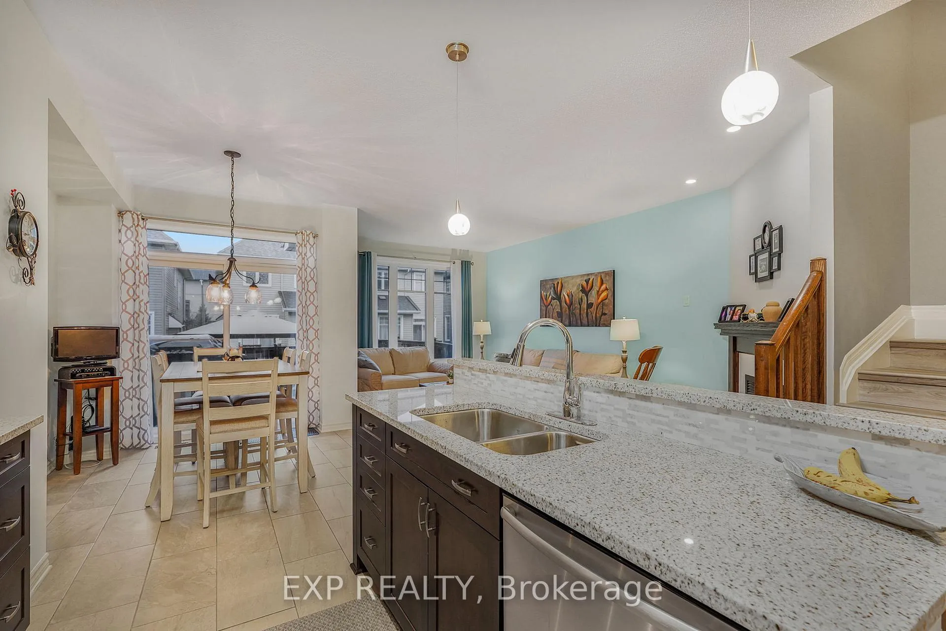 Photo 6 of 342 Grammond Circle, Ottawa, Avalon West — HOMEH