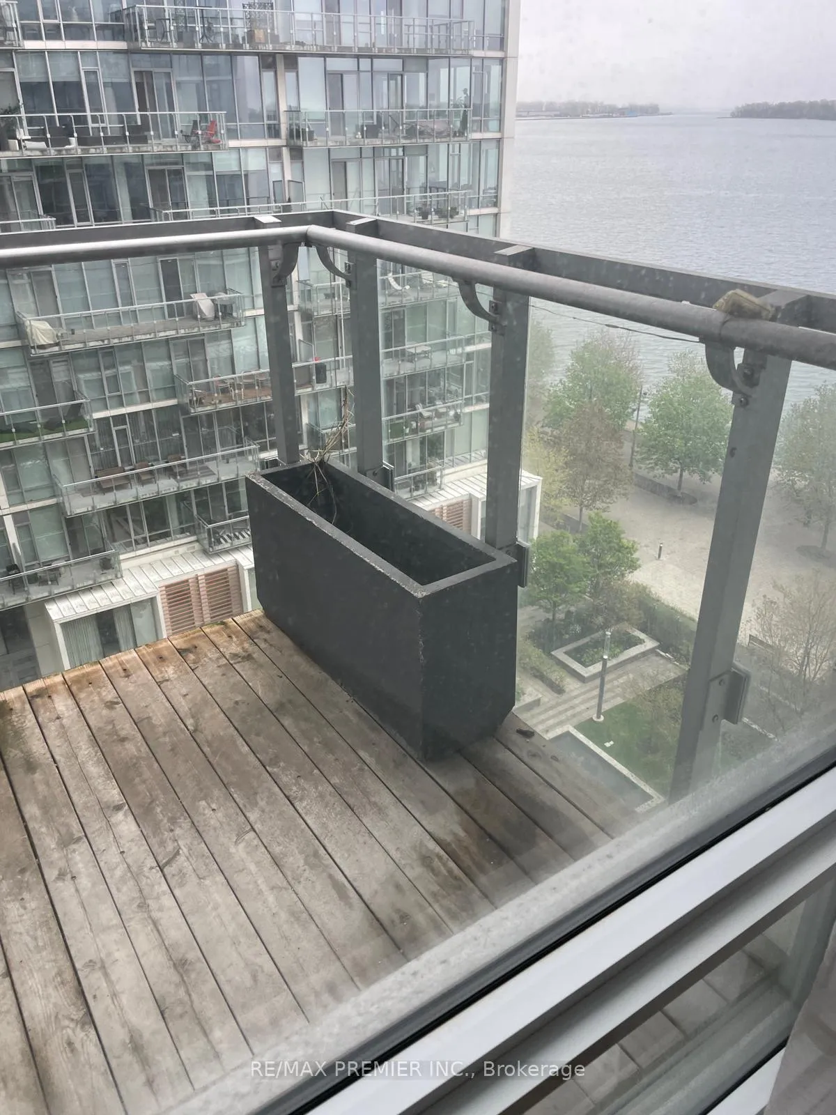 Photo 9 of Unit 809, 29 Queens Quay, Toronto, Waterfront Communities — HOMEH