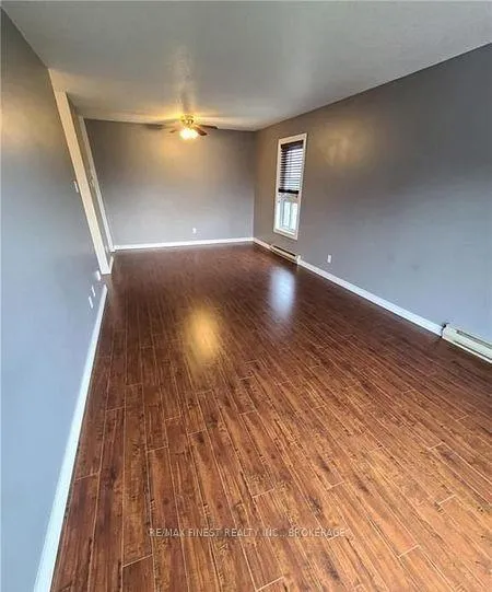 Photo 6 of Unit 404, 550a Talbot Place, Gananoque — HOMEH