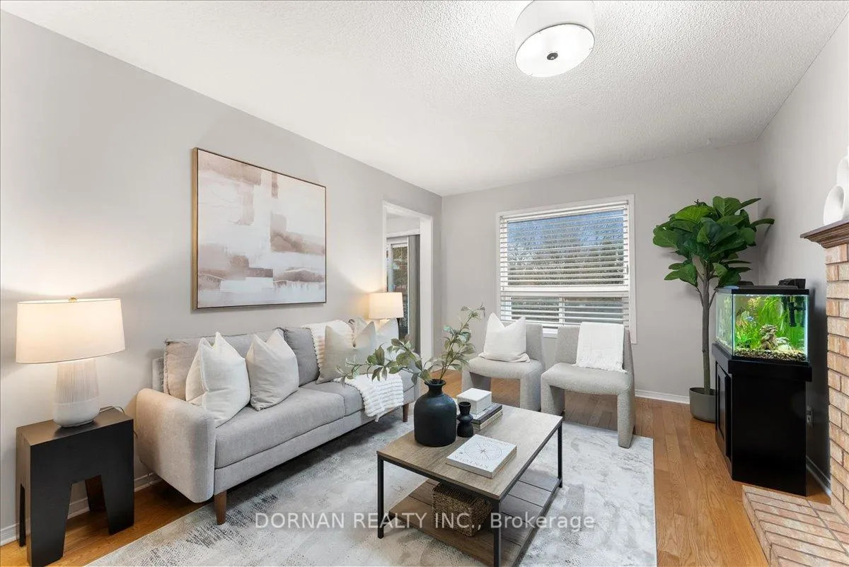 Photo 14 of 3 Bancroft Crescent, Whitby, Williamsburg — HOMEH