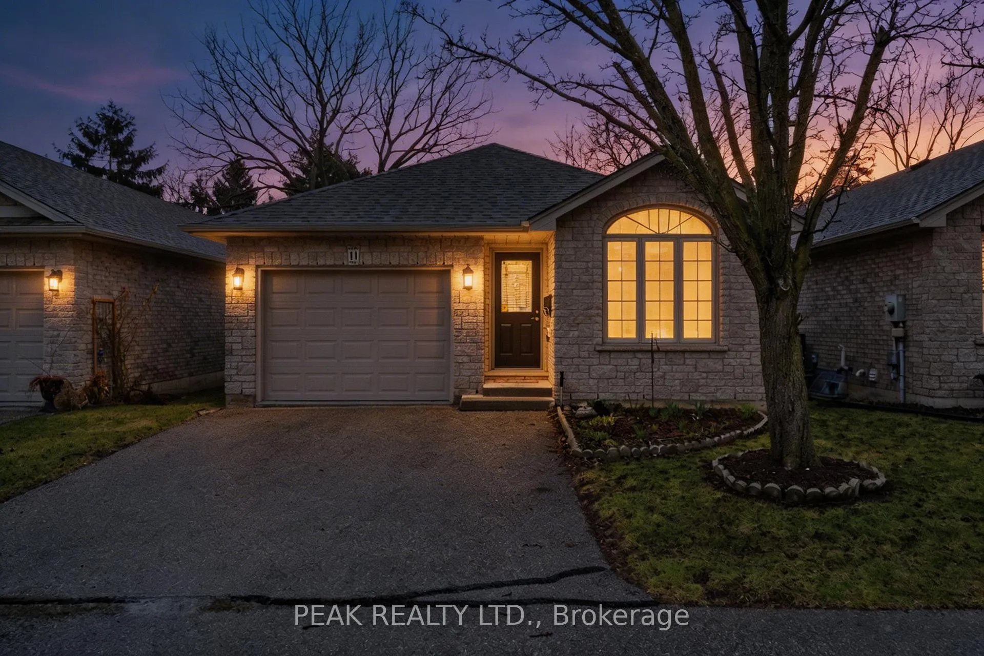 Photo 2 of Unit 11, 73 Morton Avenue, Brantford — HOMEH