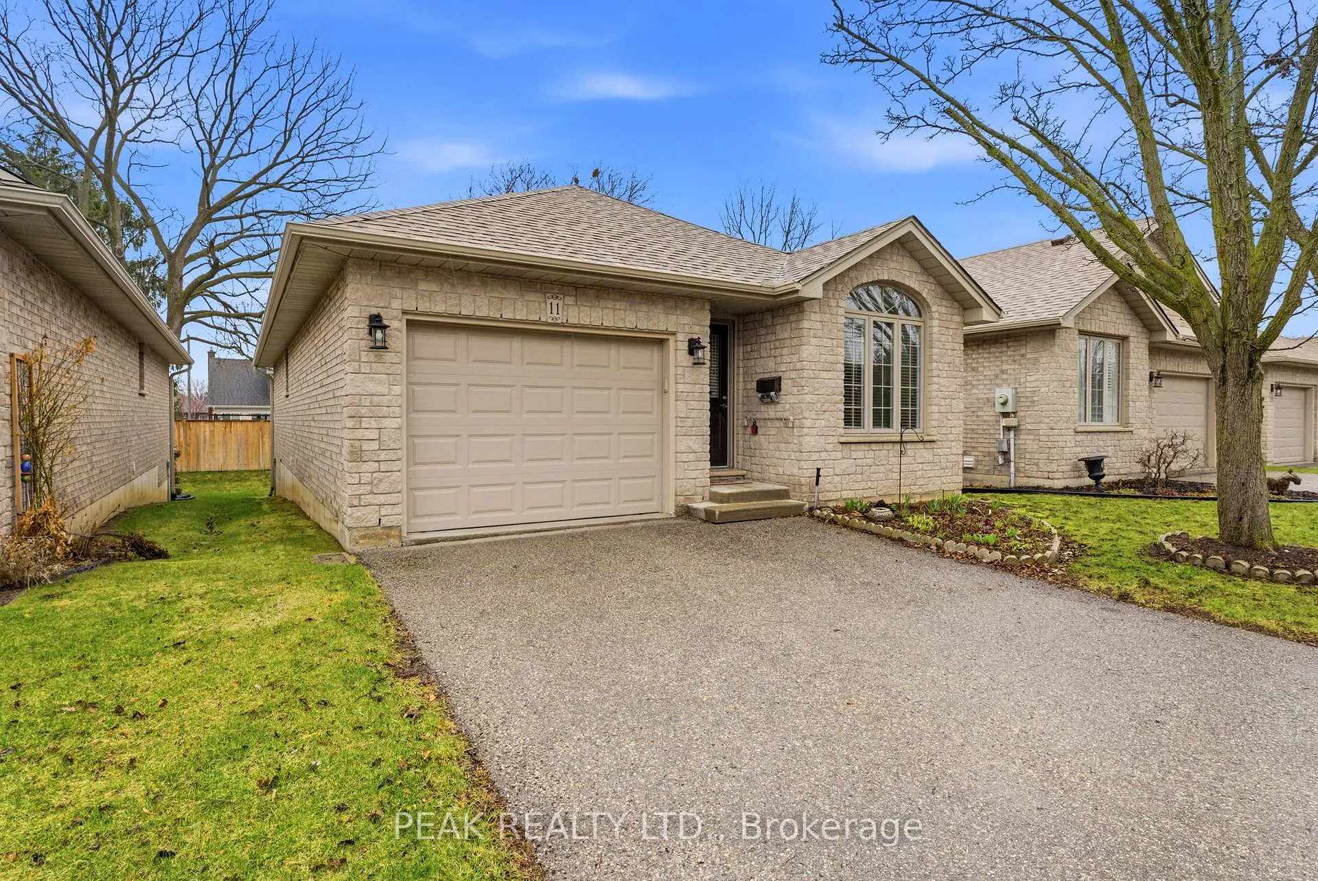 Photo 3 of Unit 11, 73 Morton Avenue, Brantford — HOMEH