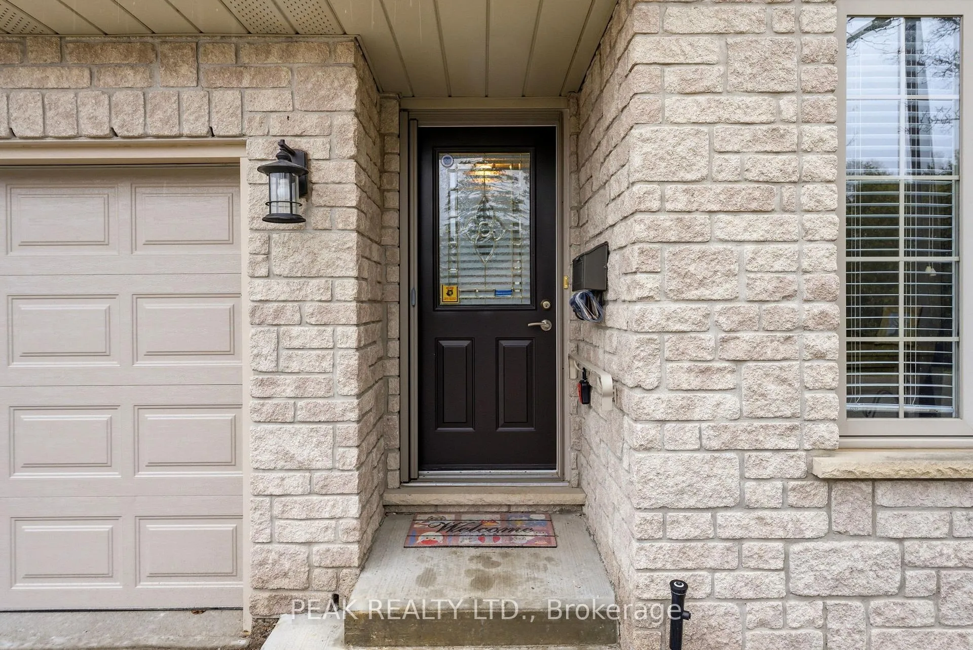 Photo 4 of Unit 11, 73 Morton Avenue, Brantford — HOMEH