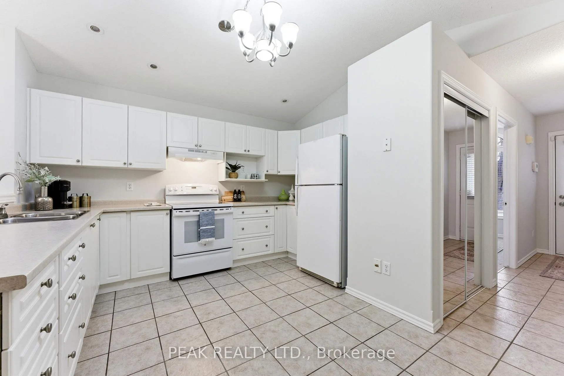 Photo 12 of Unit 11, 73 Morton Avenue, Brantford — HOMEH